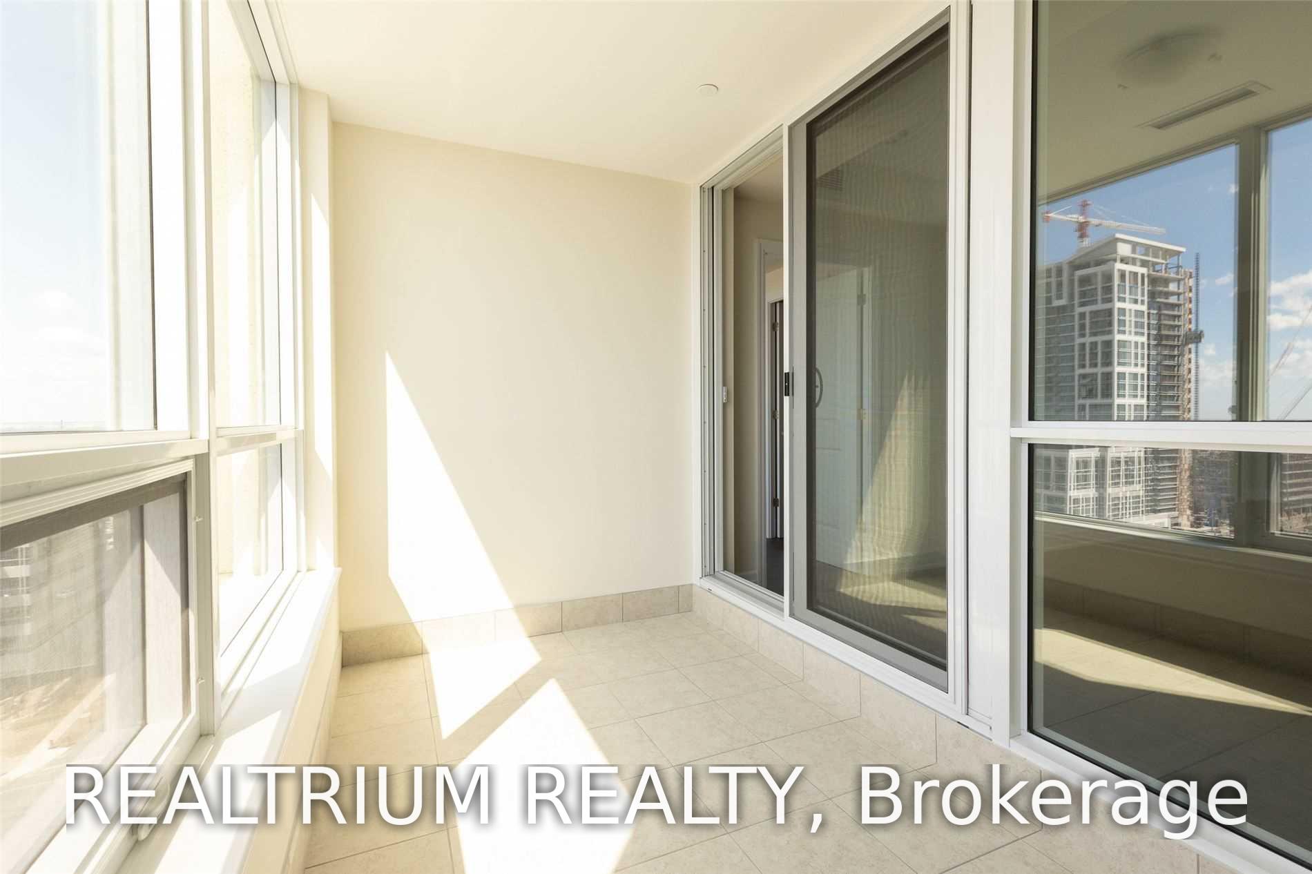 Photo 7 of Unit 1407, 9075 Jane Street, Vaughan, Concord — HOMEH