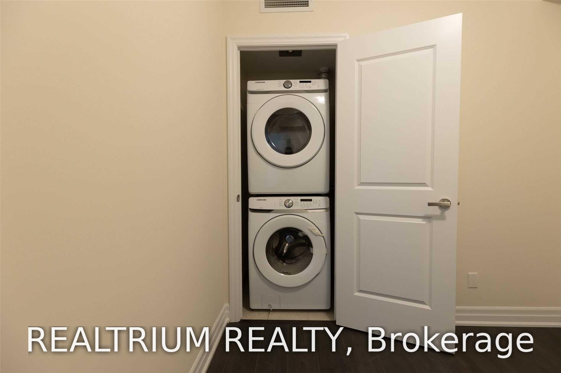 Photo 11 of Unit 1407, 9075 Jane Street, Vaughan, Concord — HOMEH