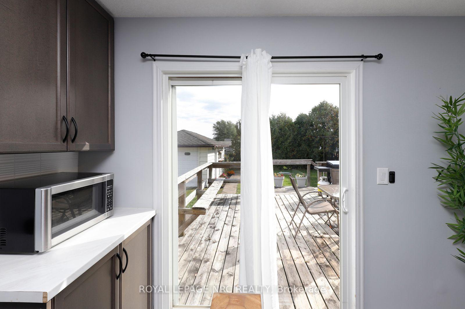 Photo 16 of 4553 Ontario Street, Lincoln, Beamsville — HOMEH