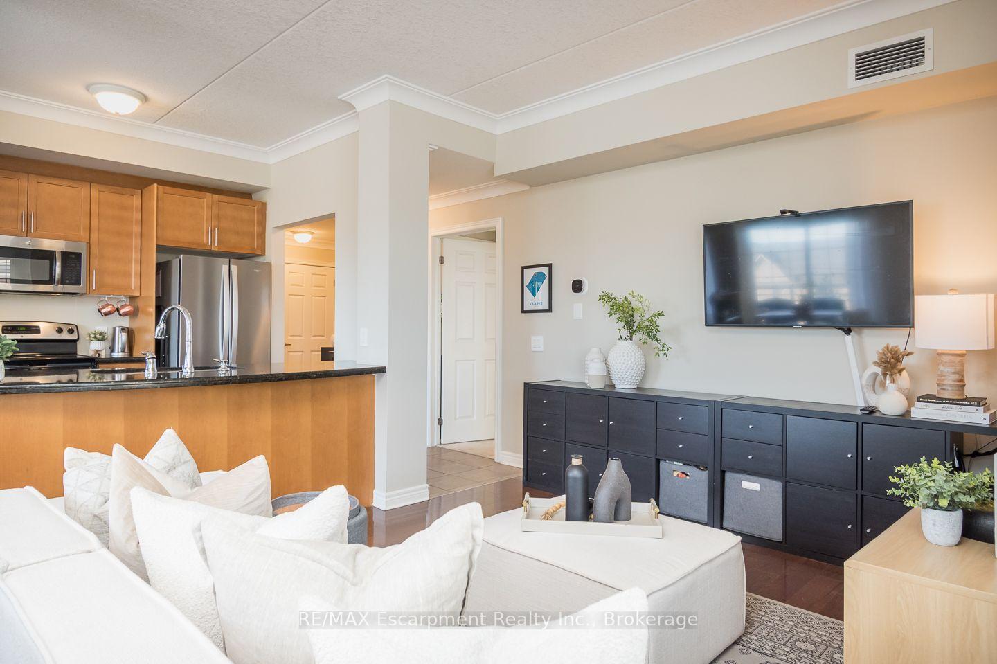 Photo 7 of Unit 310, 1379 Costigan Road, Milton, Clarke — HOMEH