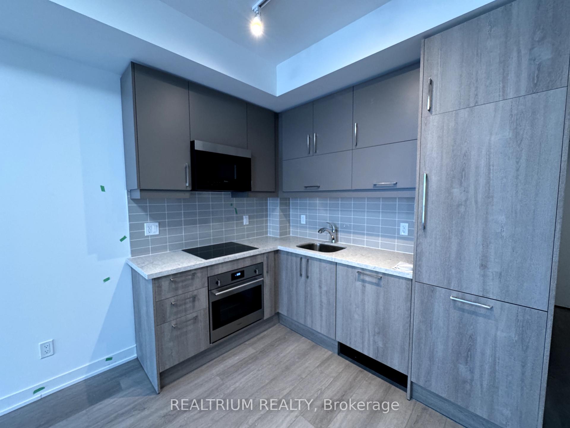 Photo of Unit 804, 38 Simcoe Promenade