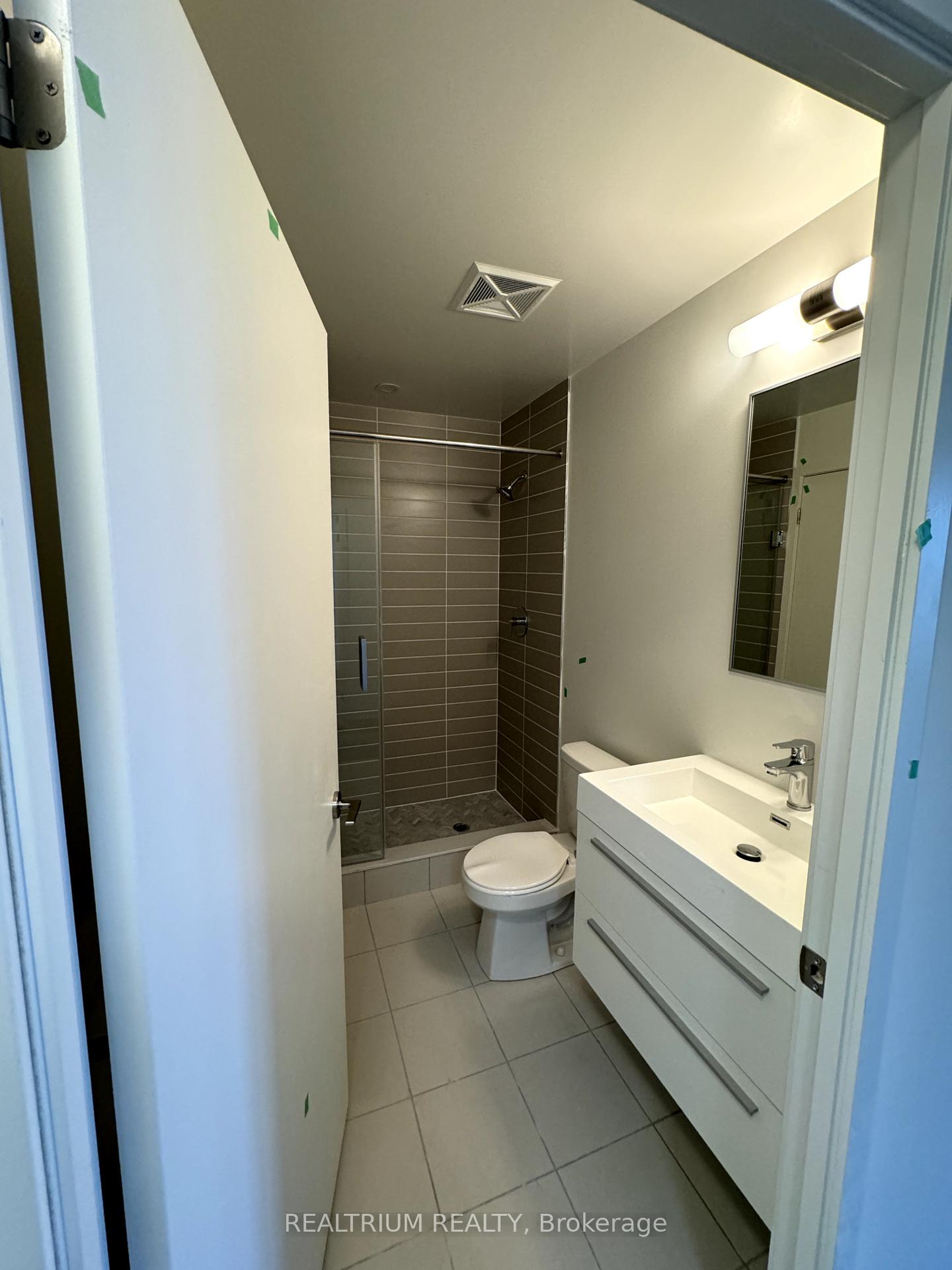 Photo 4 of Unit 804, 38 Simcoe Promenade, Markham, Unionville — HOMEH