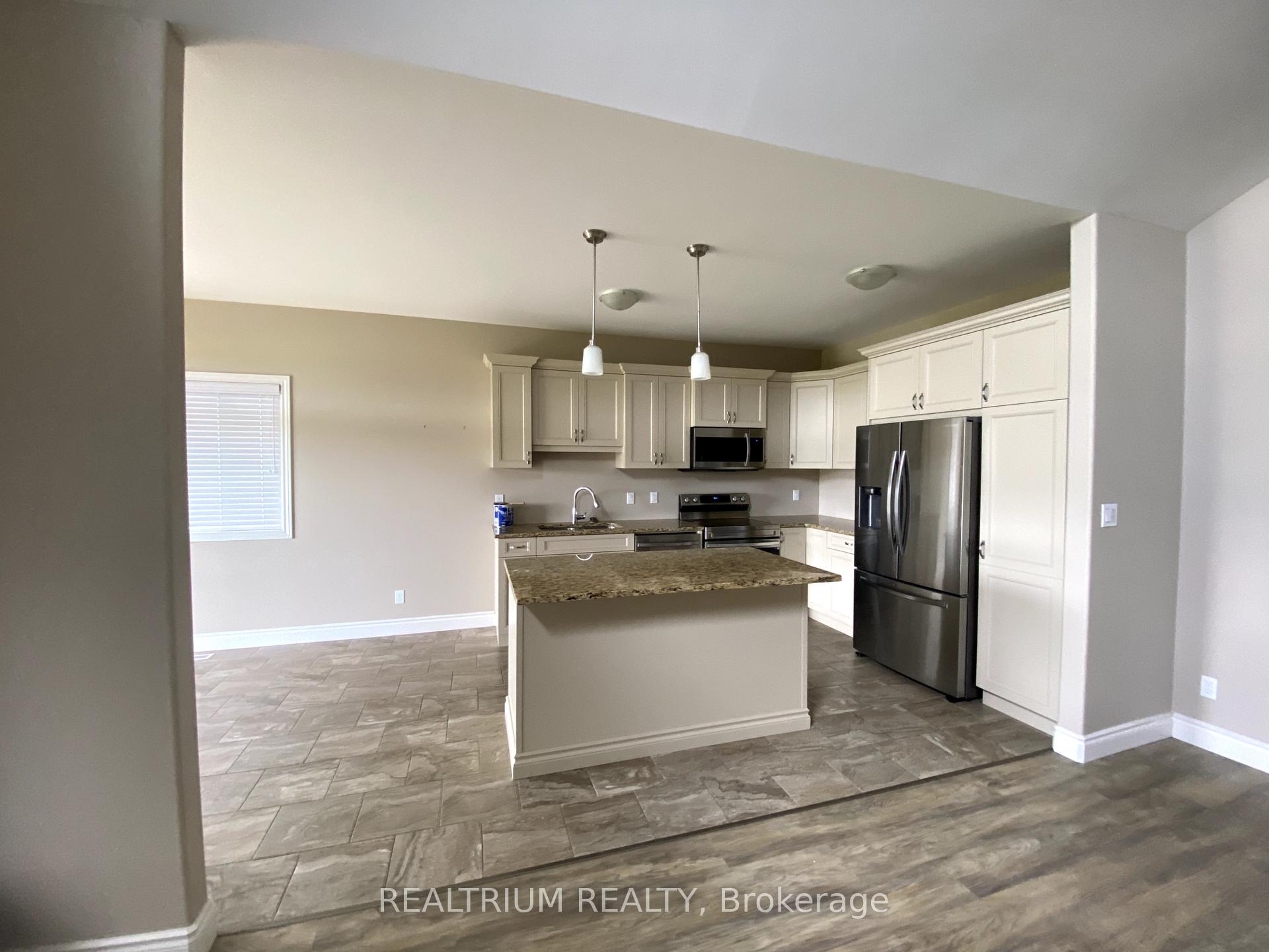 Photo 8 of 31 Covington Crescent, Belleville, Thurlow Ward — HOMEH