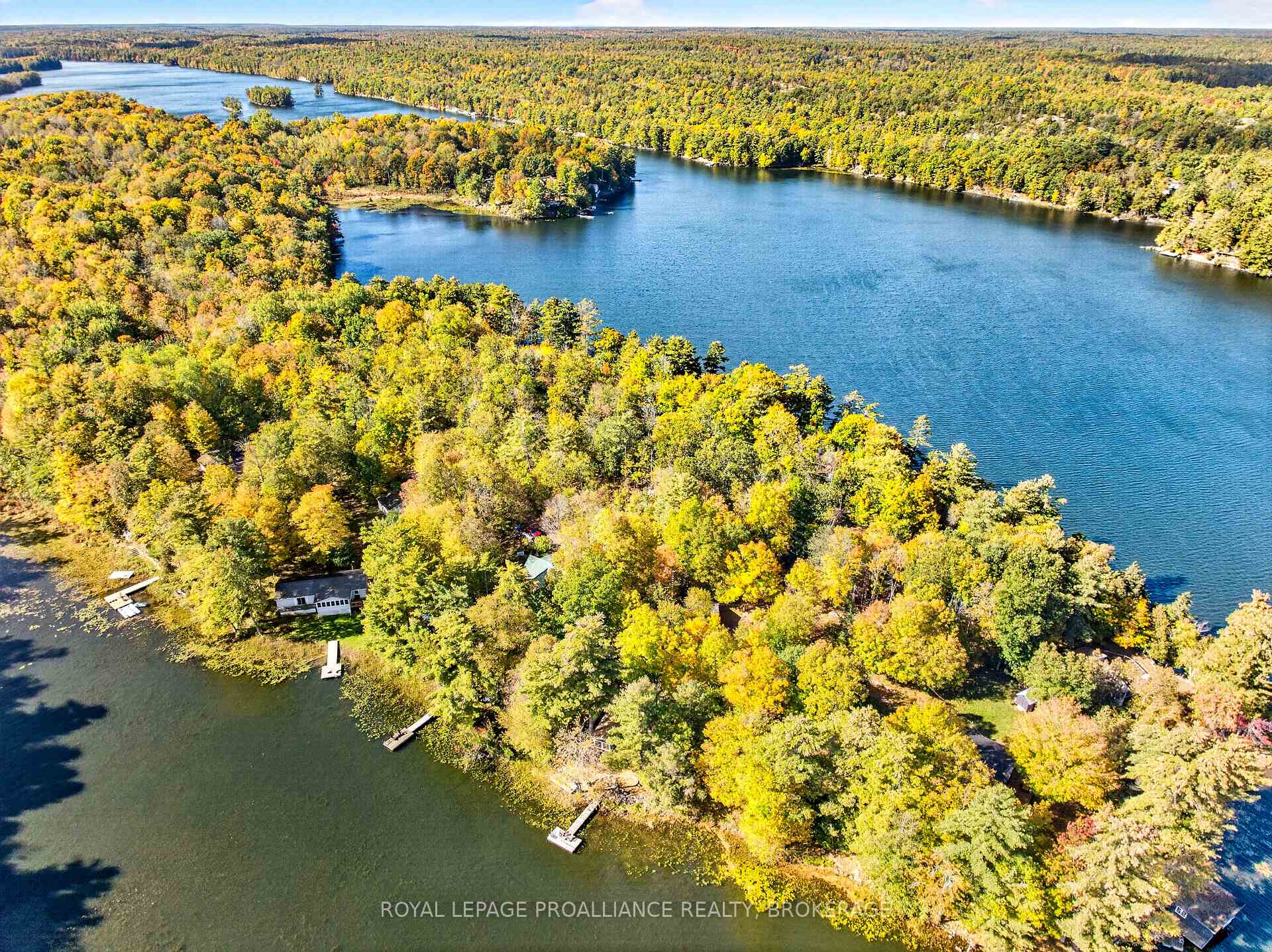 Photo 5 of 1124 Sawmill Lane, Frontenac, Frontenac South — HOMEH