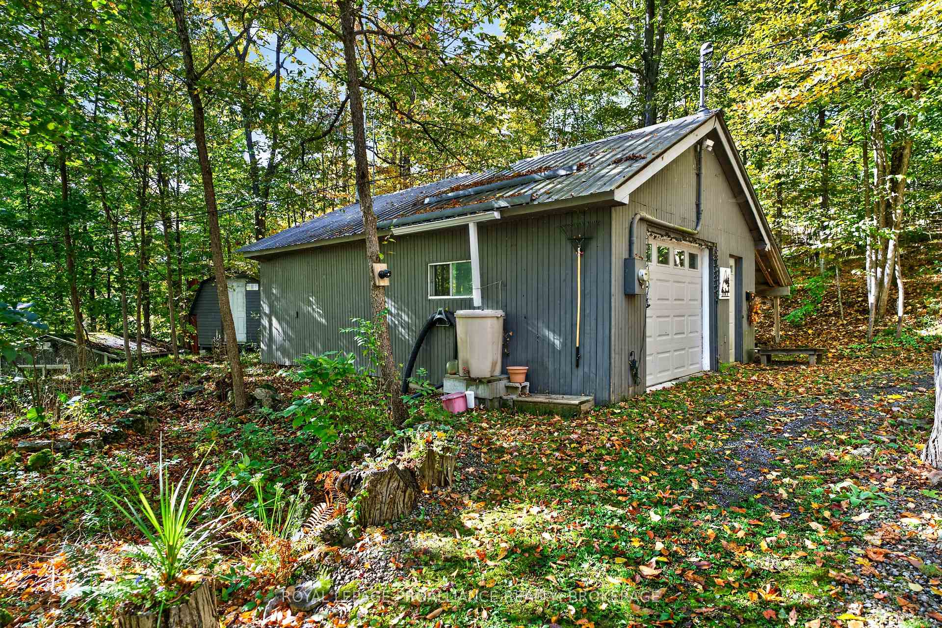 Photo 7 of 1124 Sawmill Lane, Frontenac, Frontenac South — HOMEH