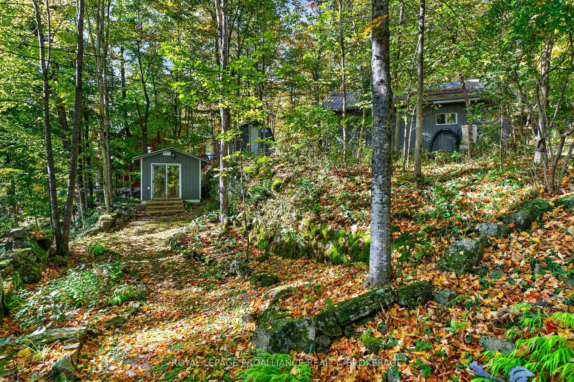 Photo 11 of 1124 Sawmill Lane, Frontenac, Frontenac South — HOMEH