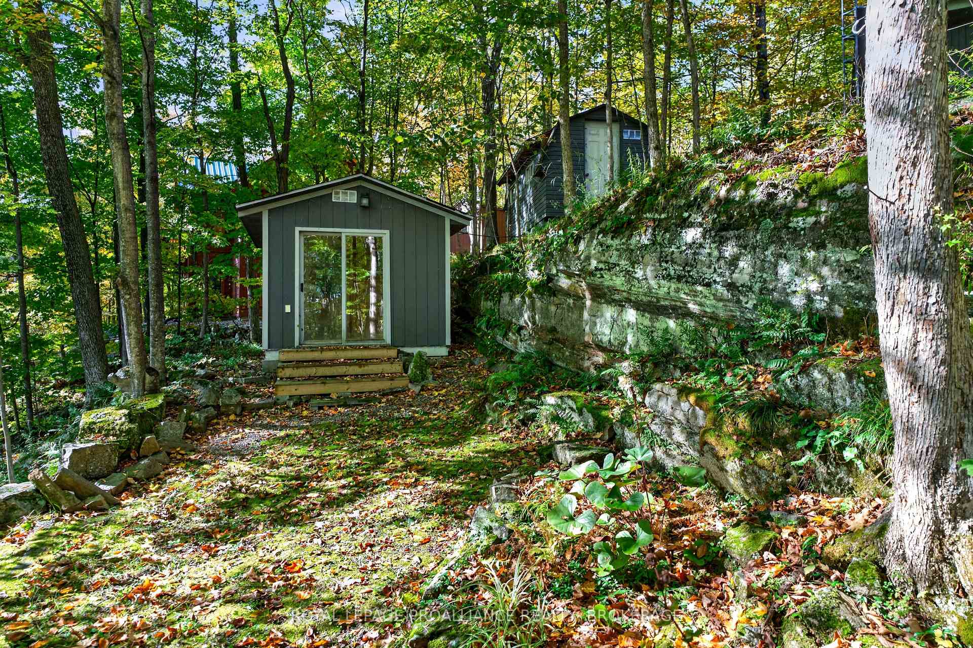 Photo 12 of 1124 Sawmill Lane, Frontenac, Frontenac South — HOMEH