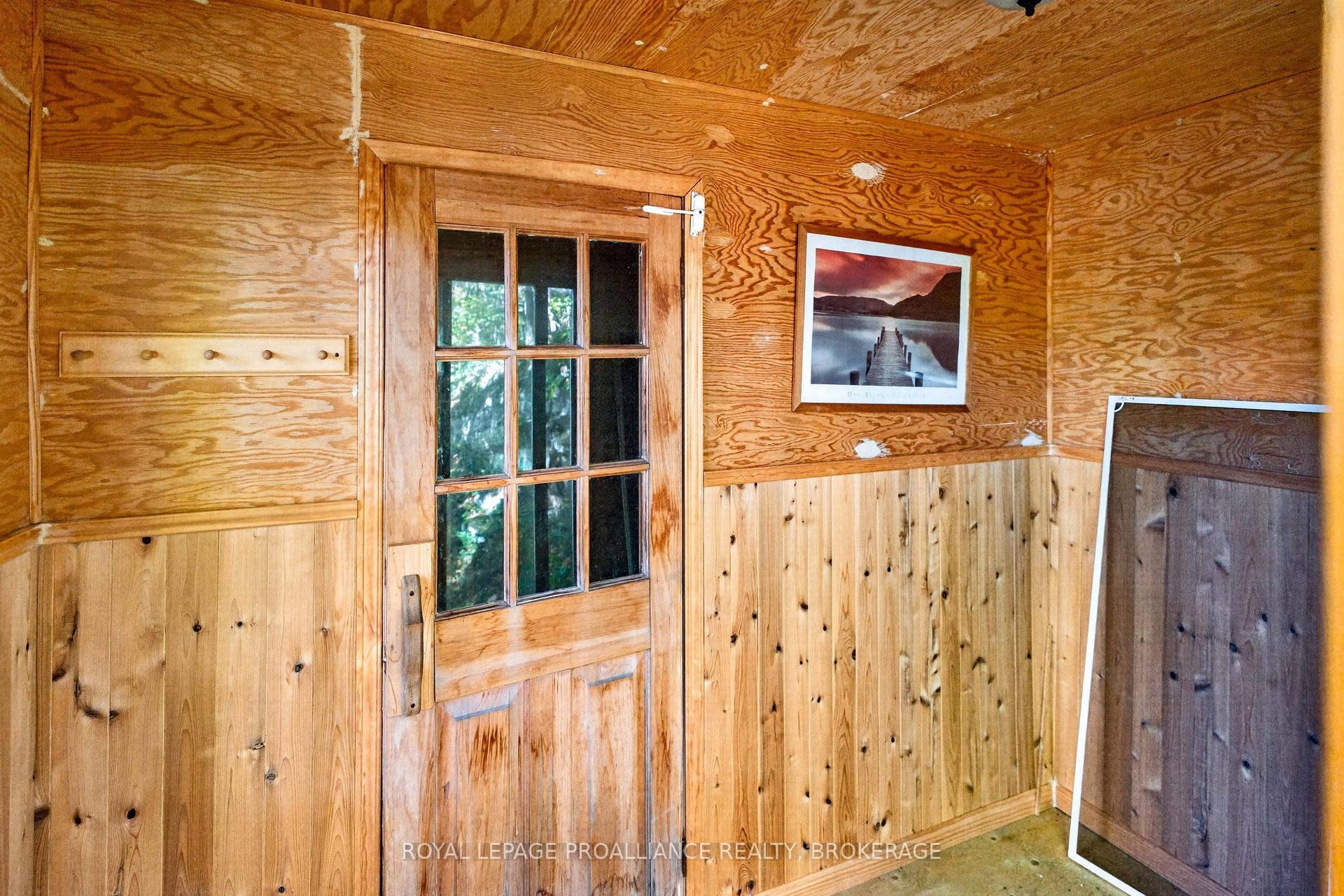 Photo 13 of 1124 Sawmill Lane, Frontenac, Frontenac South — HOMEH