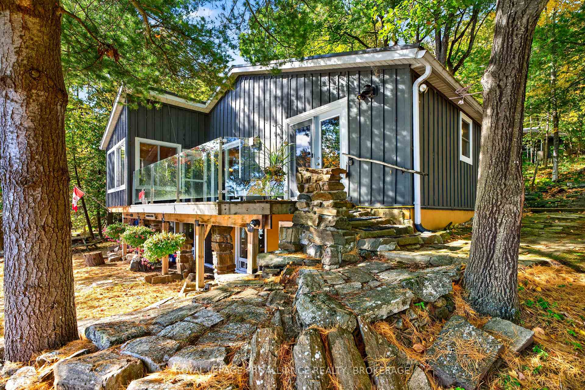 Photo 25 of 1124 Sawmill Lane, Frontenac, Frontenac South — HOMEH