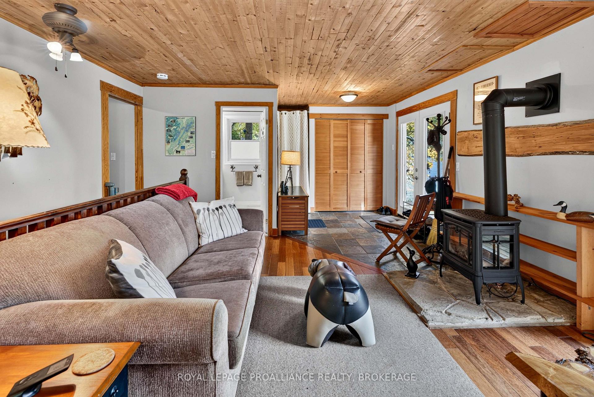 Photo 31 of 1124 Sawmill Lane, Frontenac, Frontenac South — HOMEH