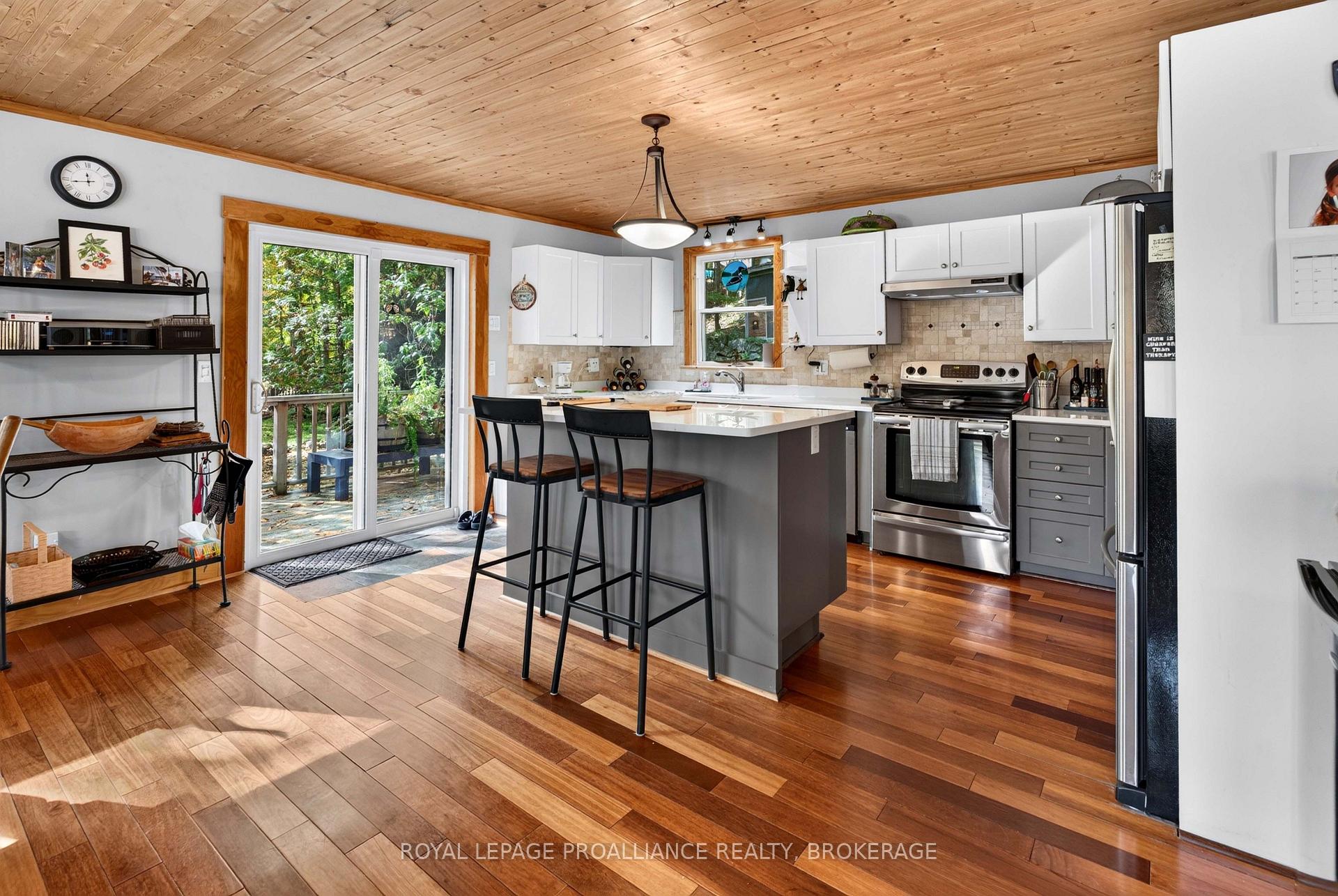 Photo 33 of 1124 Sawmill Lane, Frontenac, Frontenac South — HOMEH
