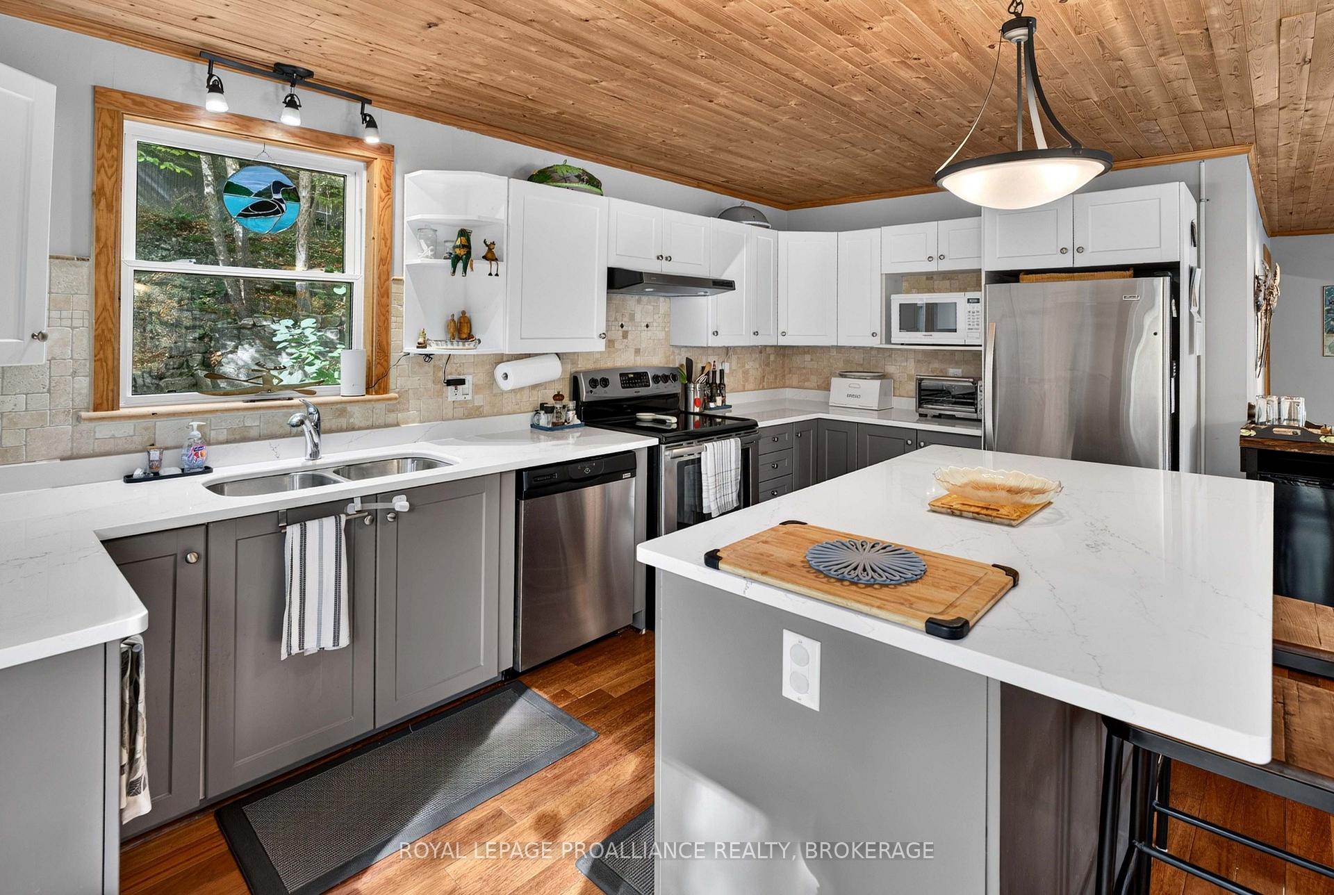 Photo 35 of 1124 Sawmill Lane, Frontenac, Frontenac South — HOMEH