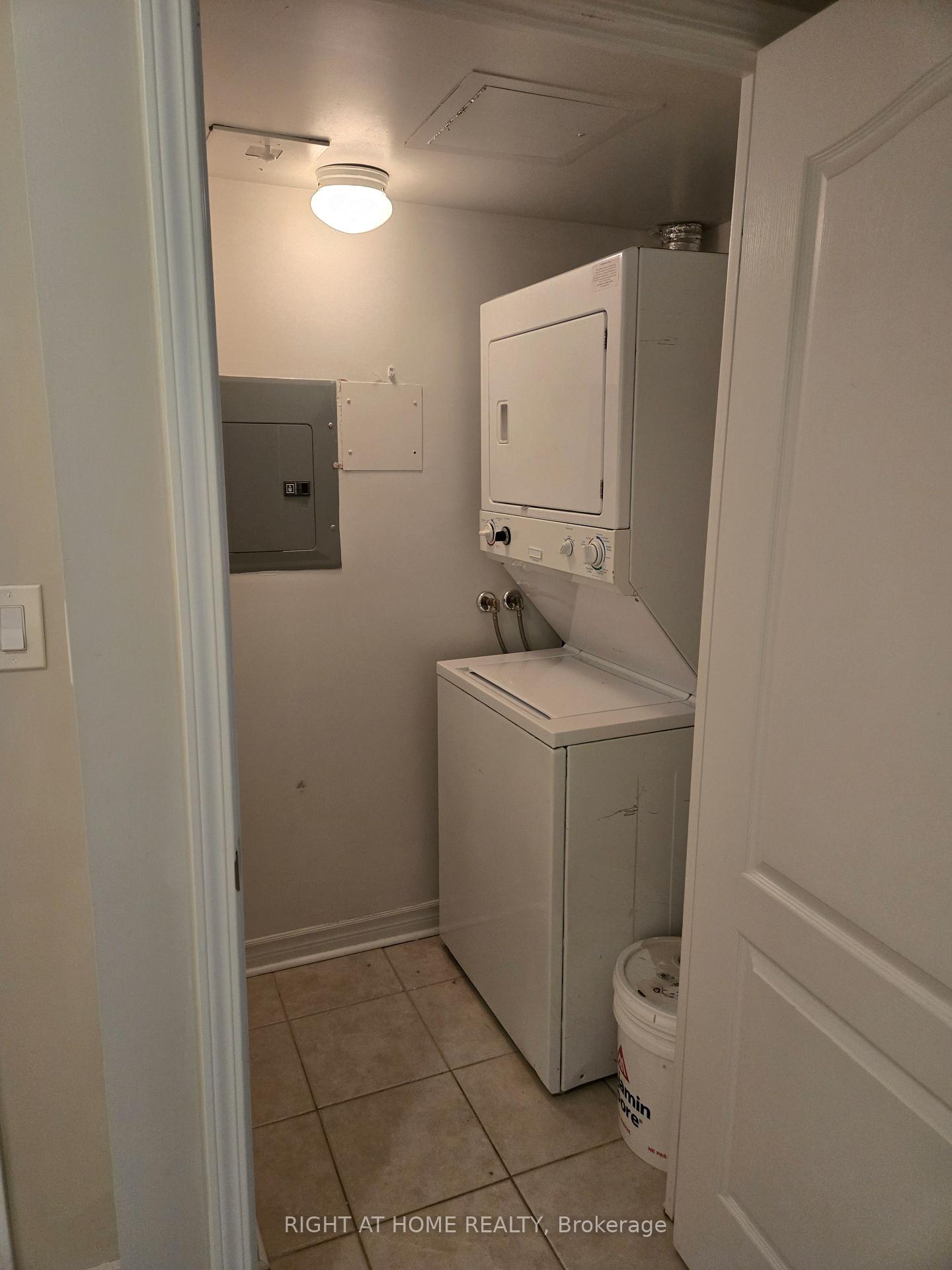 Photo 13 of Unit 512, 1 Rean Drive, North York, Bayview Village — HOMEH