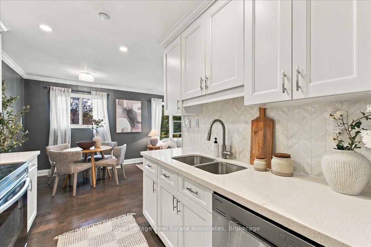 Photo 7 of Unit 1-4, 540 Mary Street, Whitby, Downtown Whitby — HOMEH