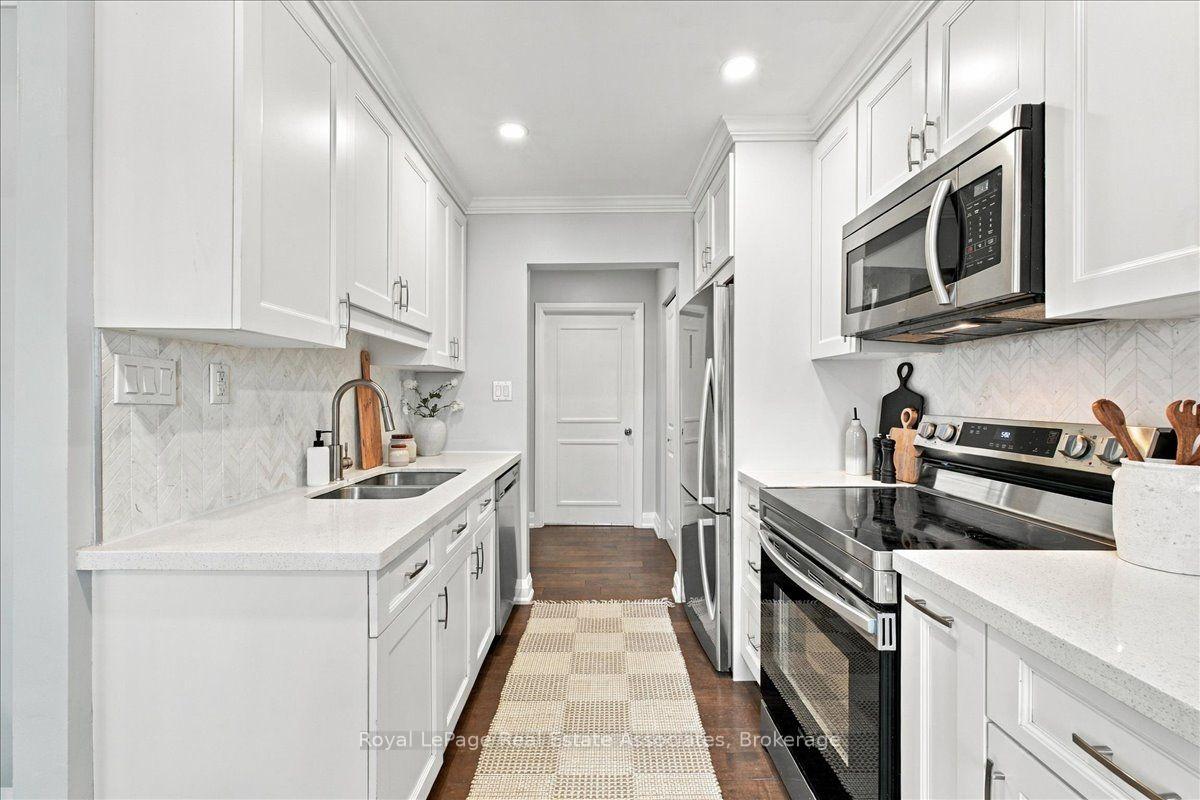 Photo 8 of Unit 1-4, 540 Mary Street, Whitby, Downtown Whitby — HOMEH