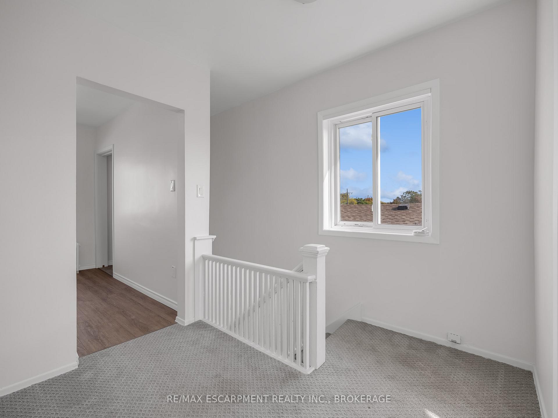 Photo 6 of Unit UPPER, 7 Maitland Street, Thorold, Thorold Downtown — HOMEH