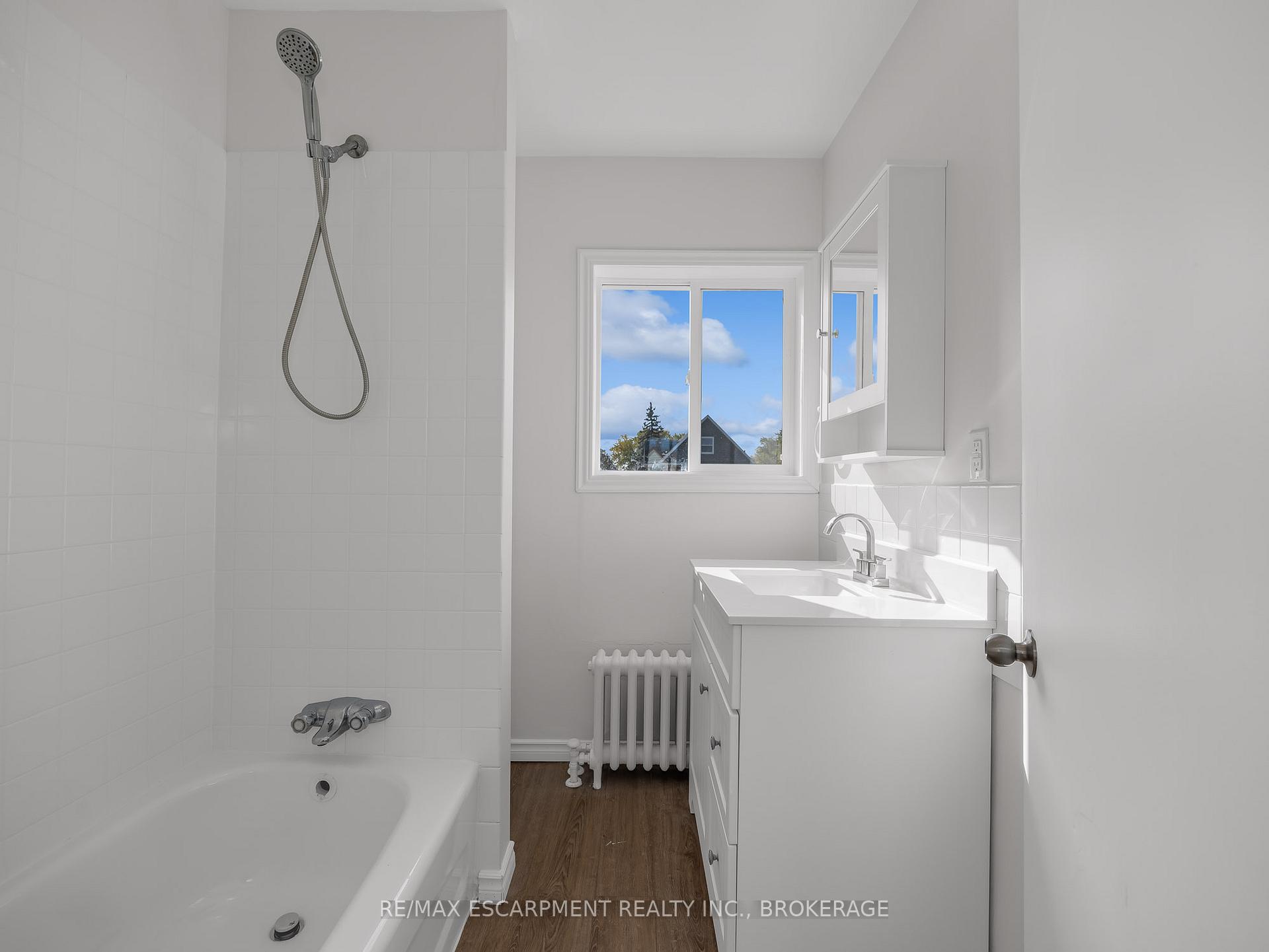 Photo 9 of Unit UPPER, 7 Maitland Street, Thorold, Thorold Downtown — HOMEH