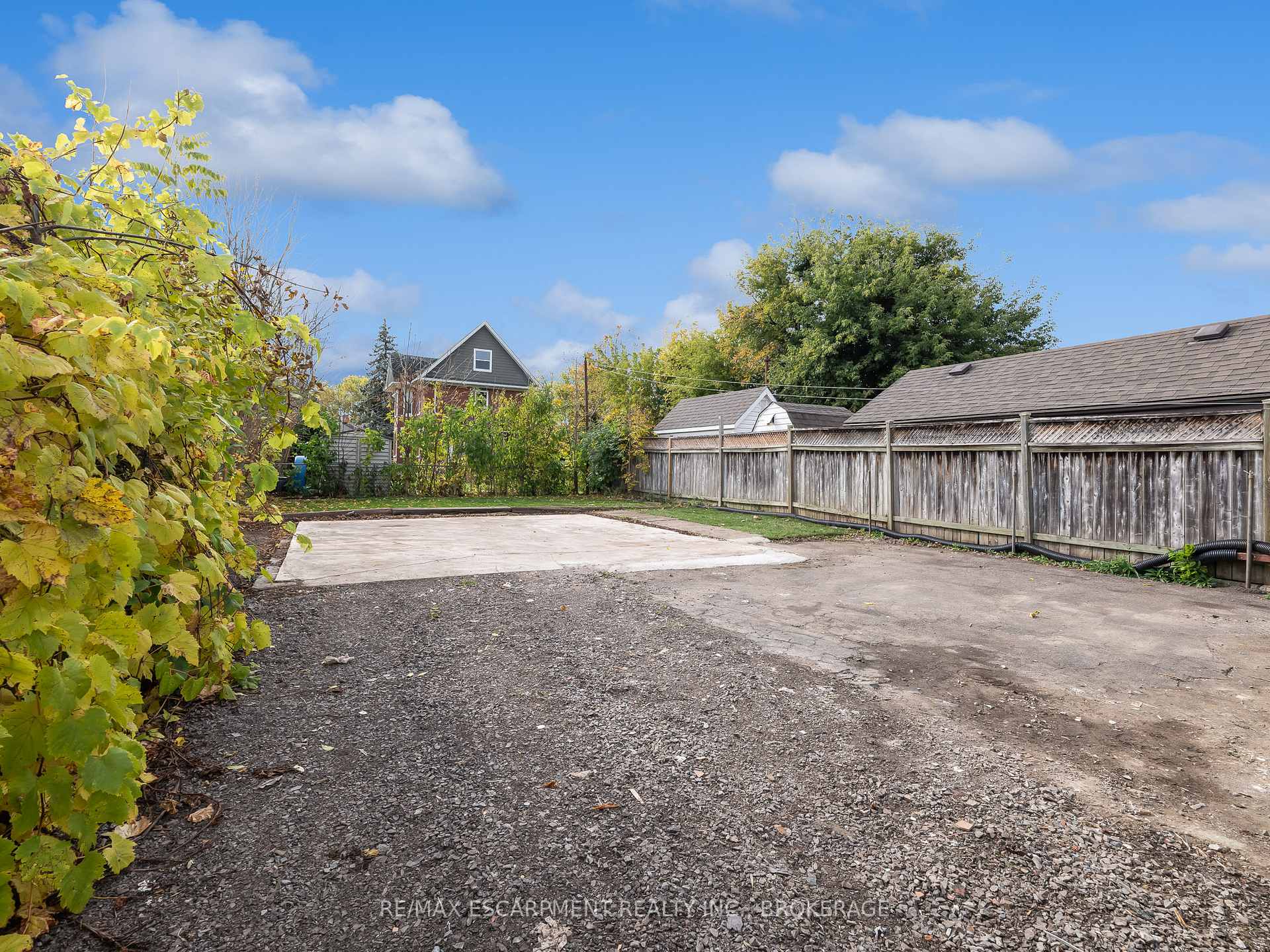 Photo 11 of Unit UPPER, 7 Maitland Street, Thorold, Thorold Downtown — HOMEH
