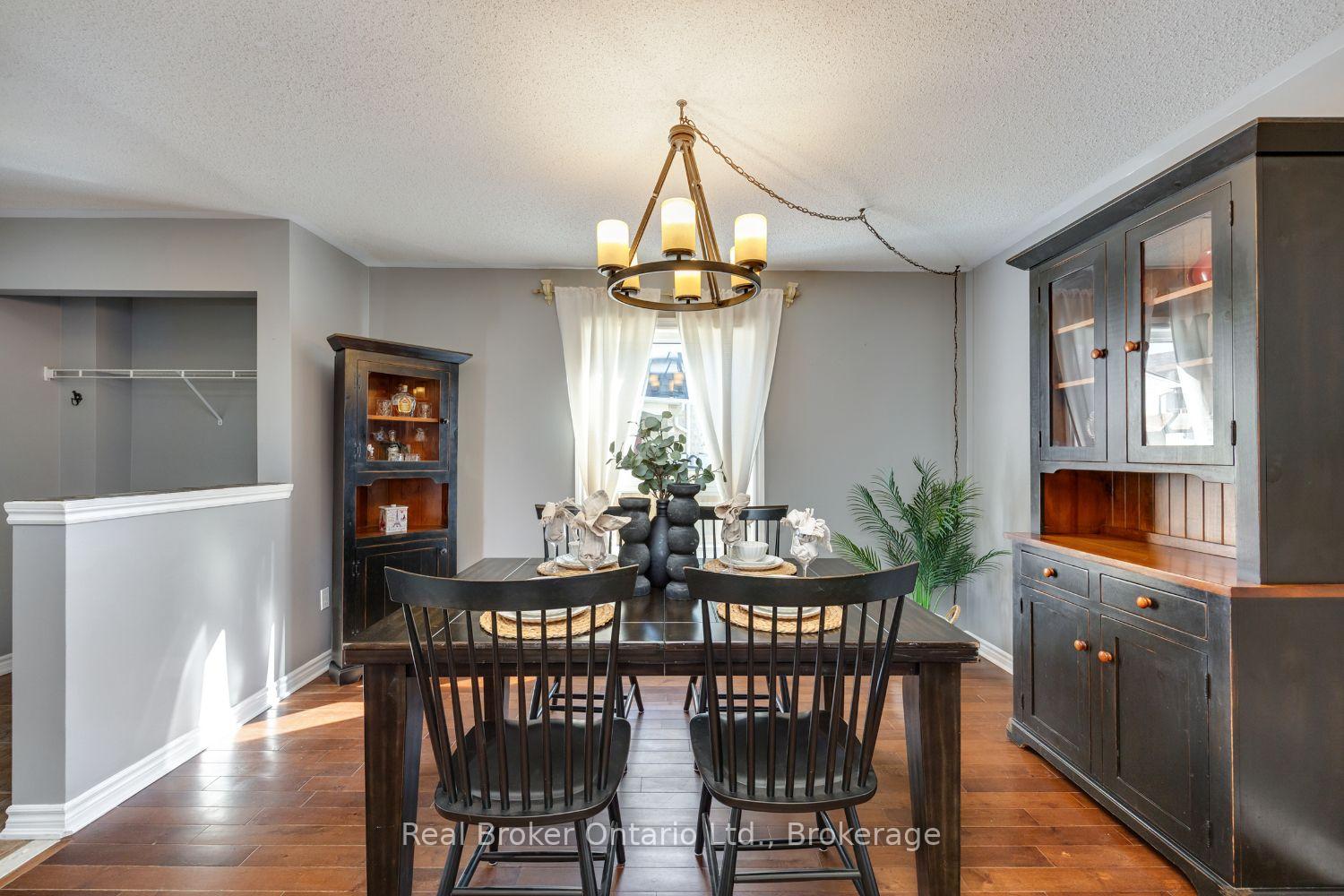 Photo 13 of 119 Allworth Crescent, Clarington, Bowmanville — HOMEH