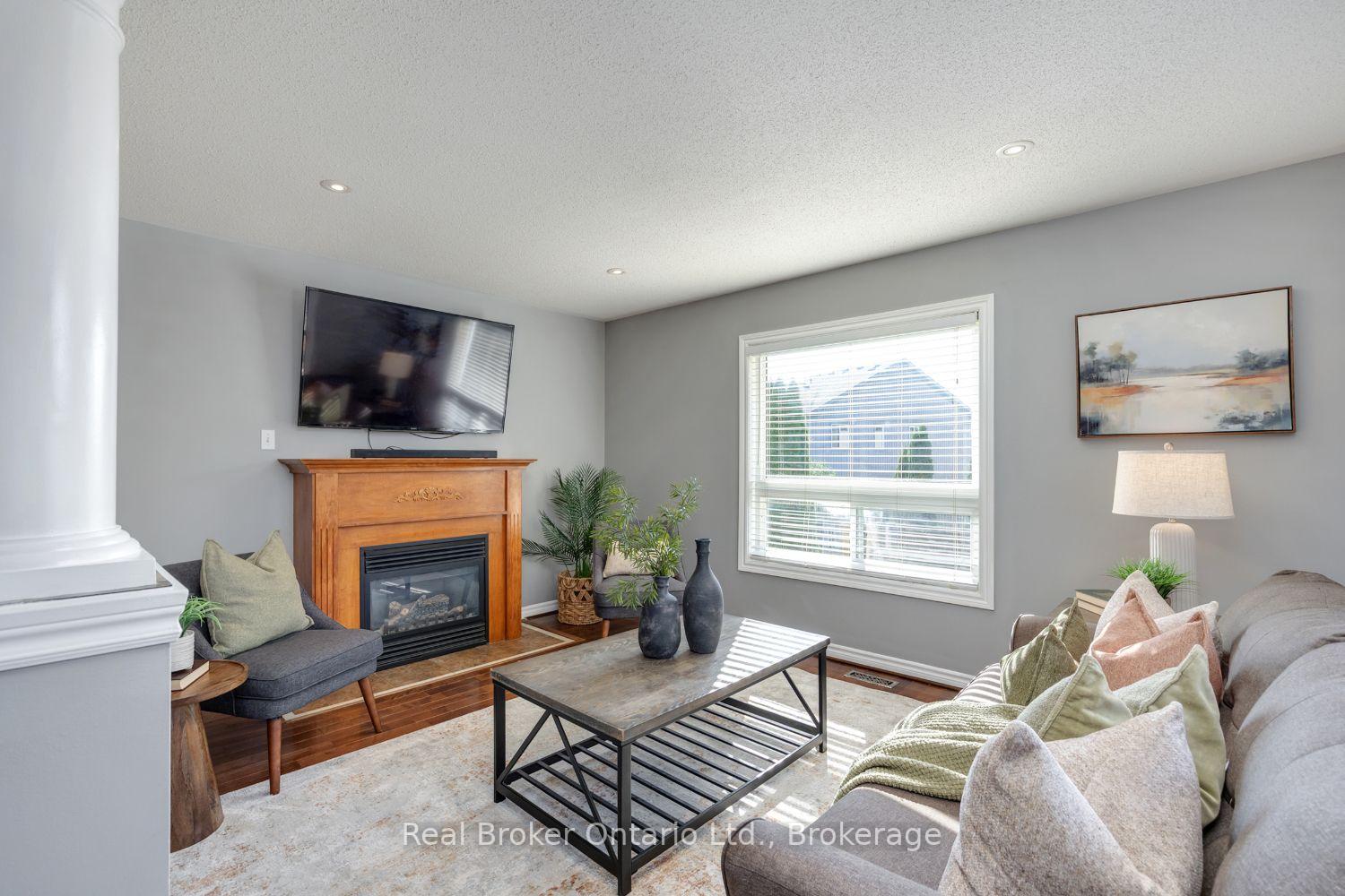 Photo 15 of 119 Allworth Crescent, Clarington, Bowmanville — HOMEH