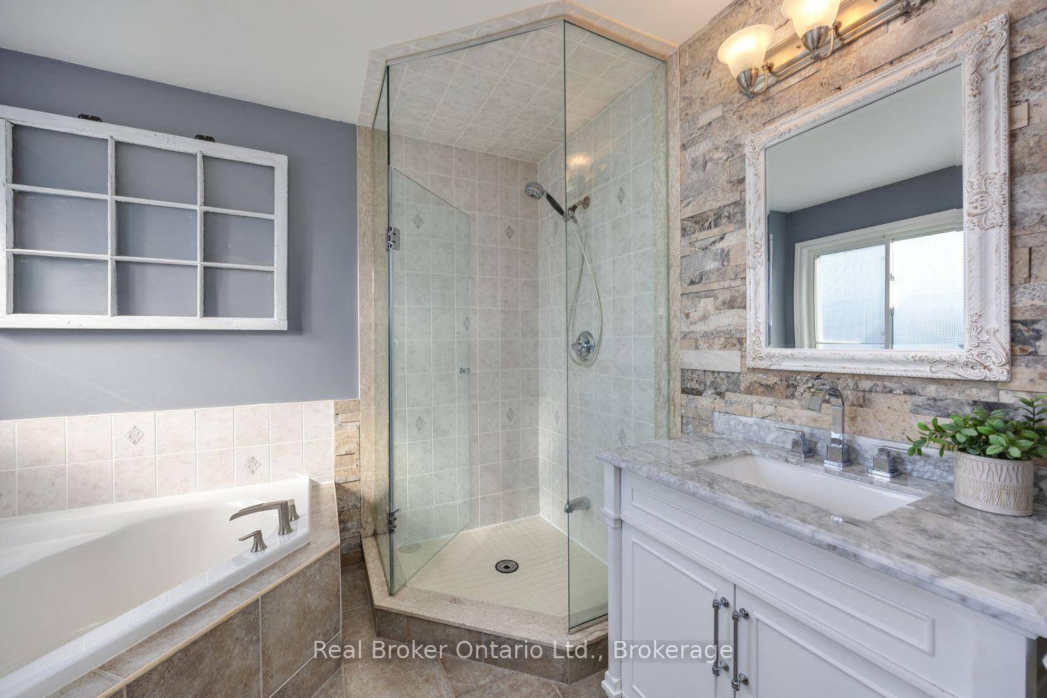 Photo 22 of 119 Allworth Crescent, Clarington, Bowmanville — HOMEH