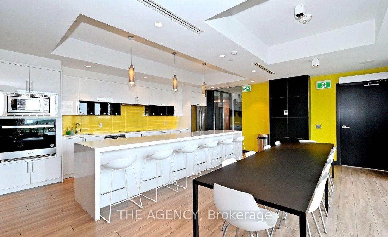 Photo 5 of Unit 208, 158 Front Street E, Toronto, Moss Park — HOMEH