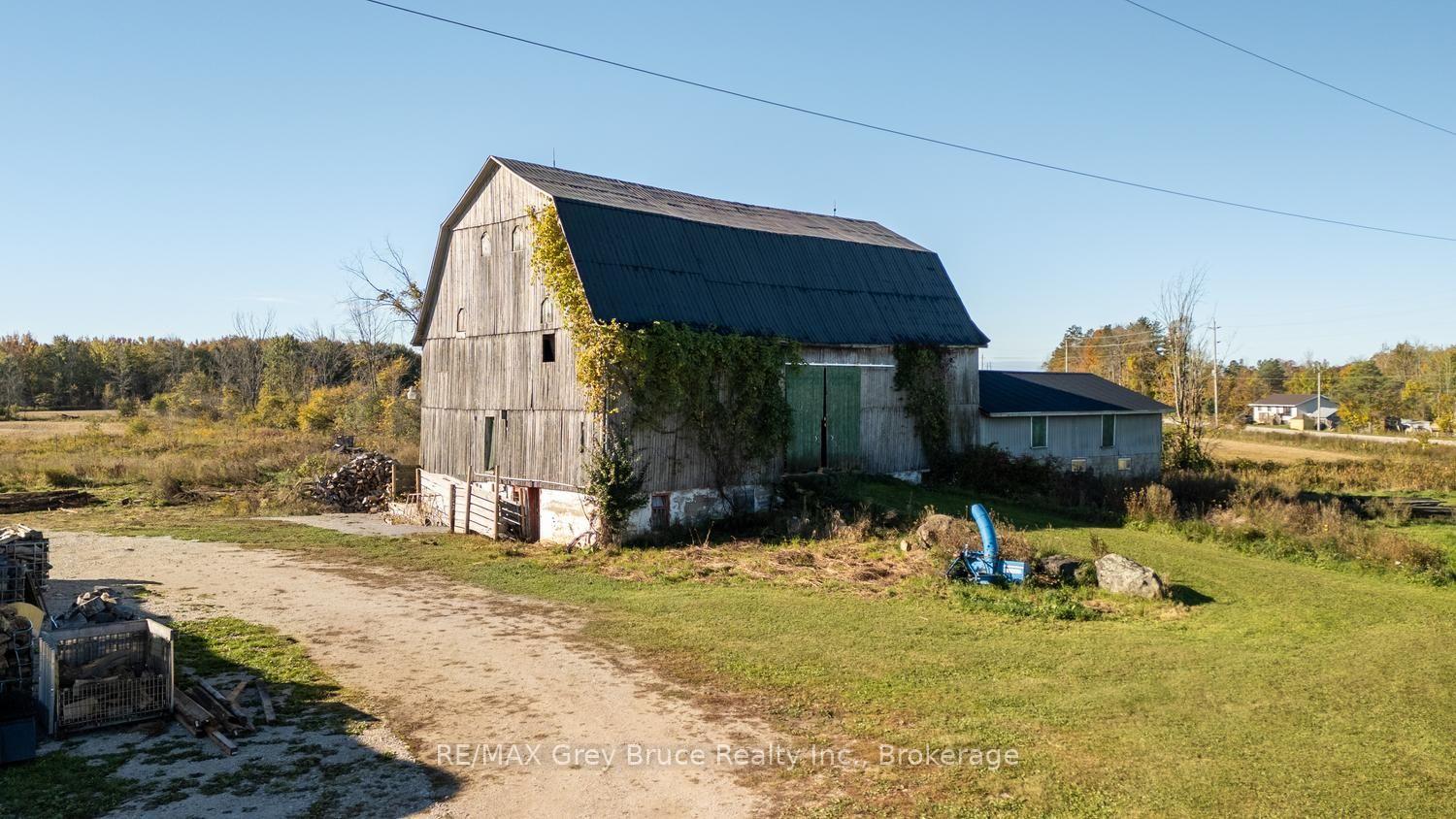 Photo 42 of 402622 Grey 17 Road, Georgian Bluffs — HOMEH