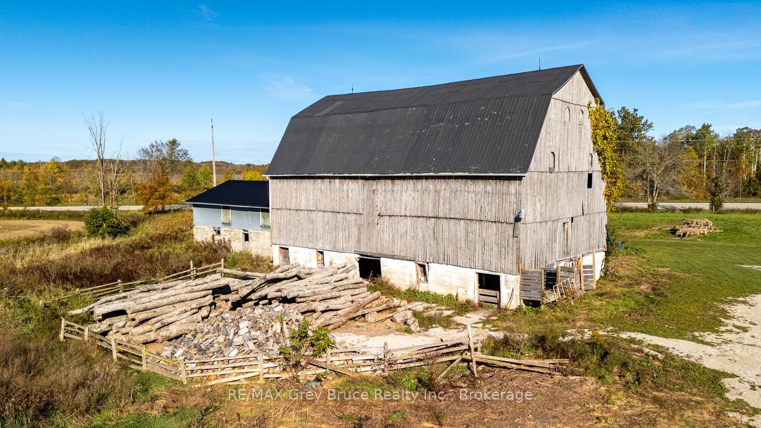 Photo 43 of 402622 Grey 17 Road, Georgian Bluffs — HOMEH