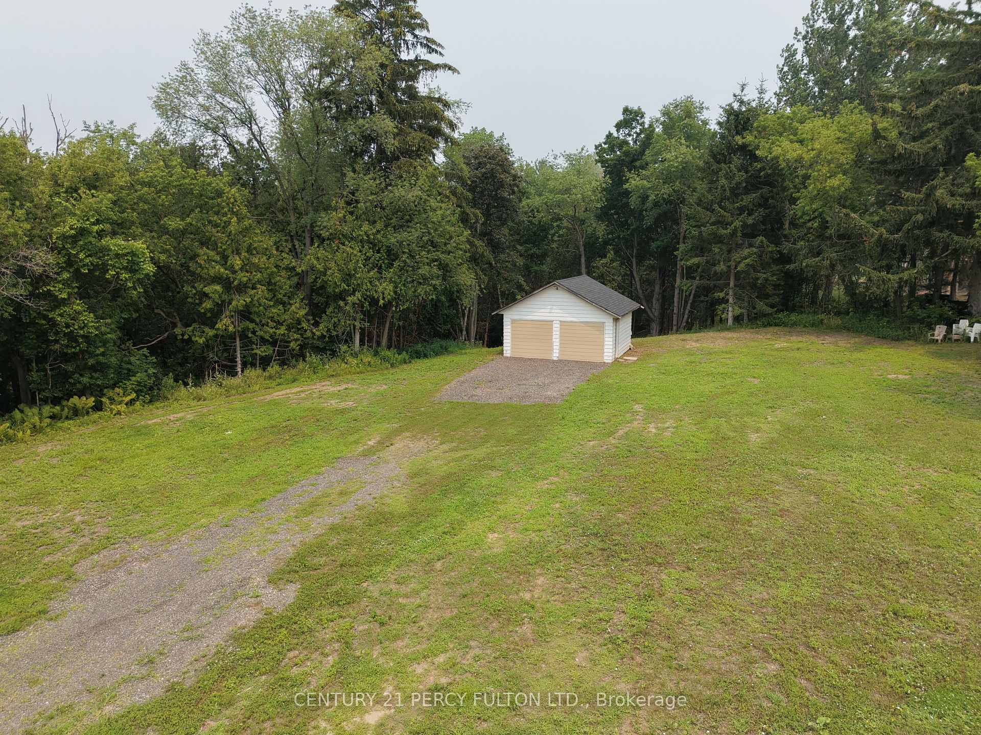 Photo 7 of 470 Lyndebrook Road, Whitby, Rural Whitby — HOMEH