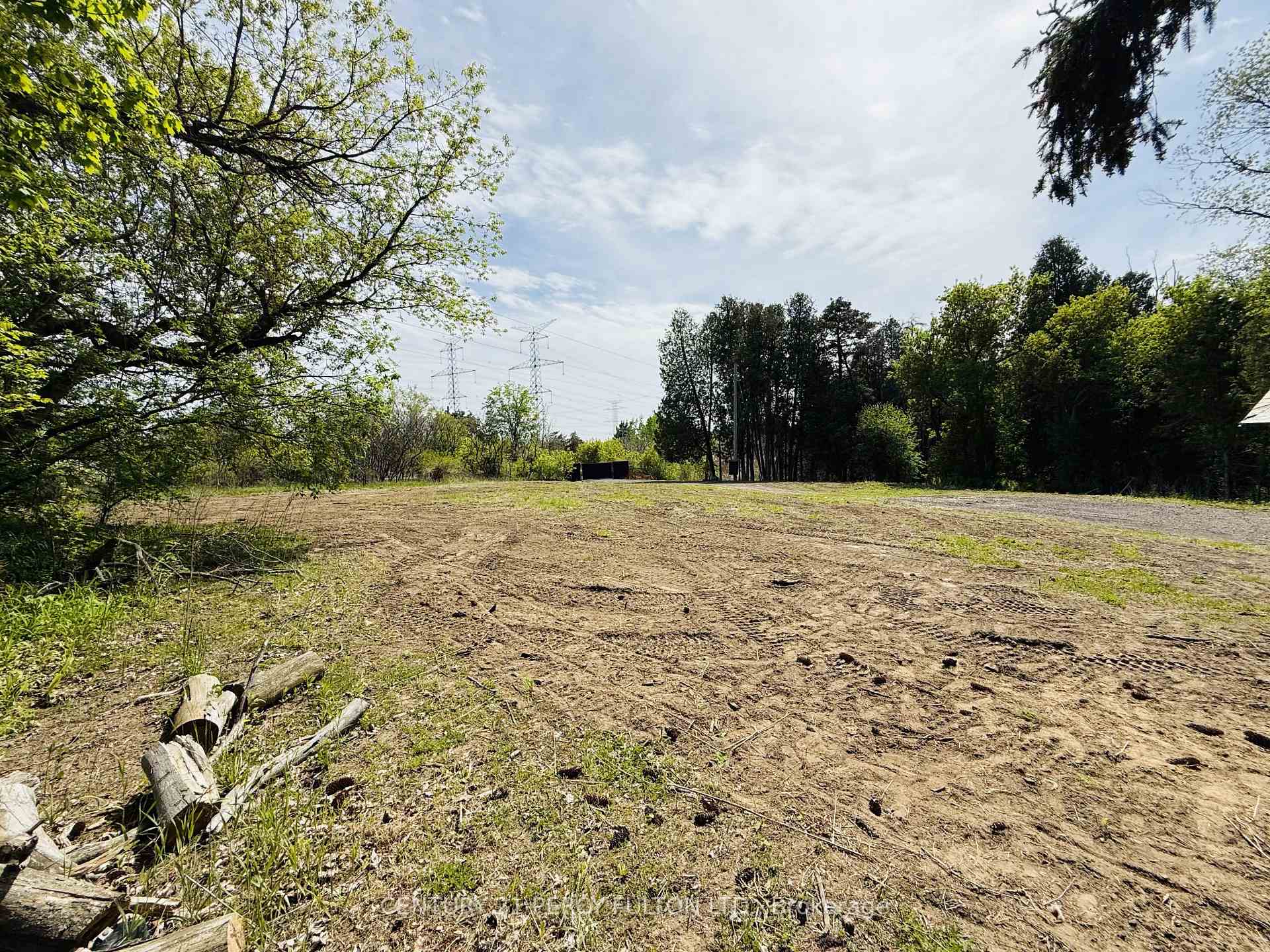 Photo 10 of 470 Lyndebrook Road, Whitby, Rural Whitby — HOMEH