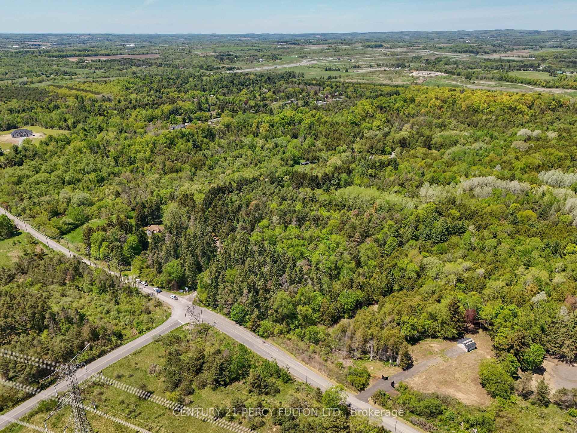 Photo 13 of 470 Lyndebrook Road, Whitby, Rural Whitby — HOMEH
