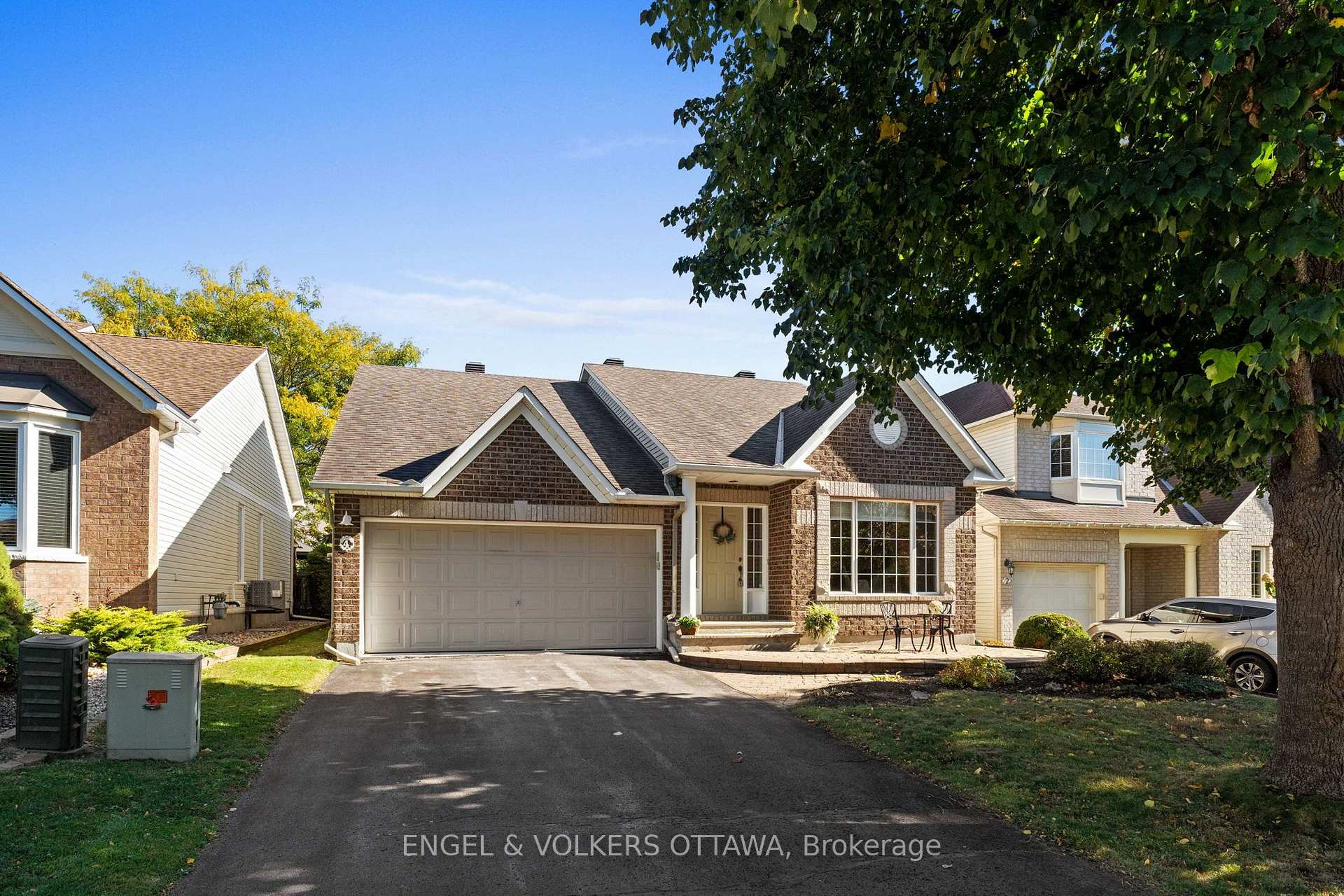 Photo of 4 Burnstead Crescent