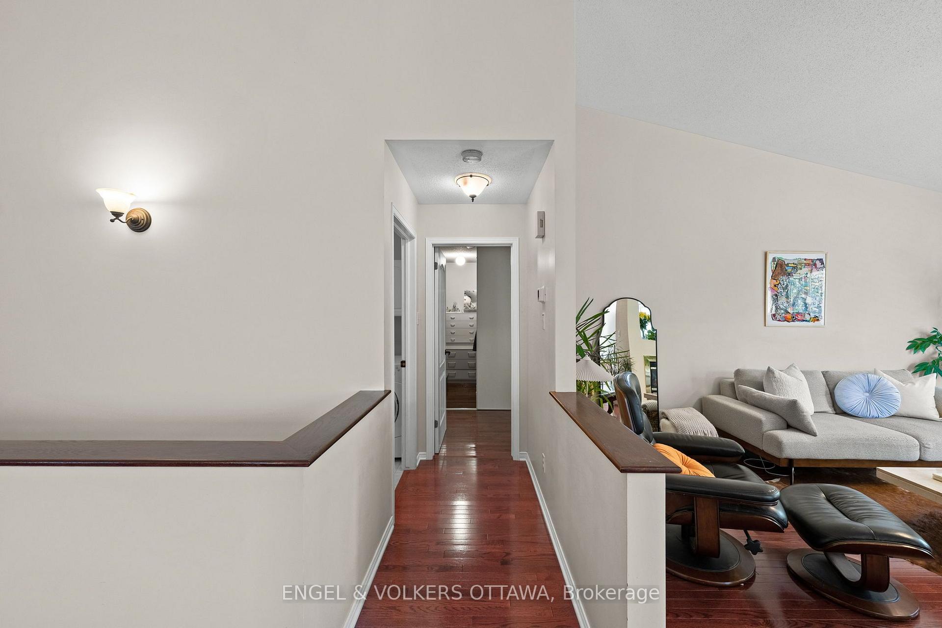 Photo 20 of 4 Burnstead Crescent, Ottawa, Kanata - Emerald Meadows/Trailwest — HOMEH