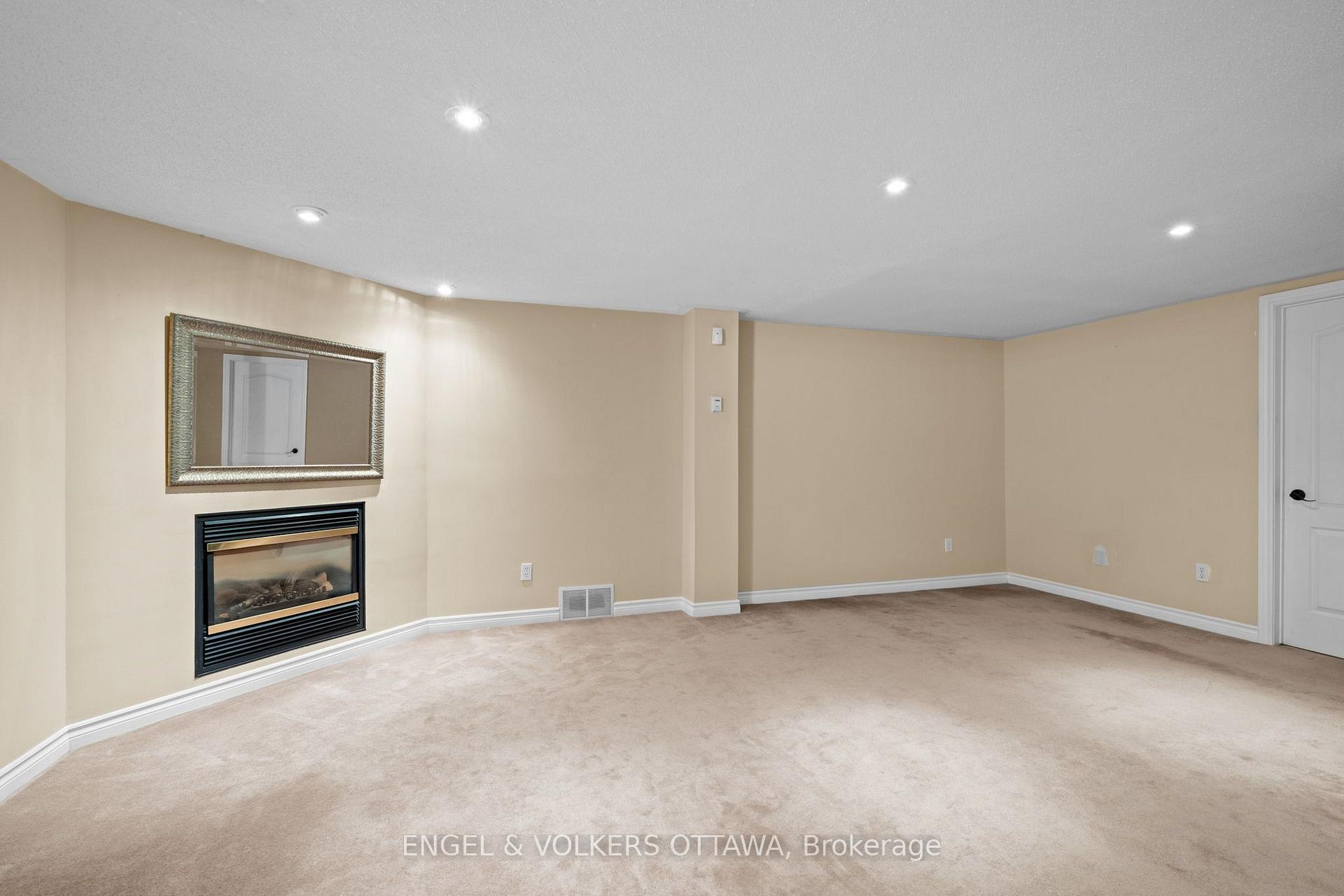 Photo 35 of 4 Burnstead Crescent, Ottawa, Kanata - Emerald Meadows/Trailwest — HOMEH