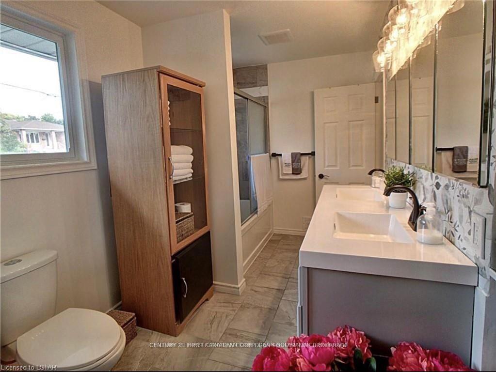 Photo 7 of 351 Briarhill Avenue, London, East A — HOMEH