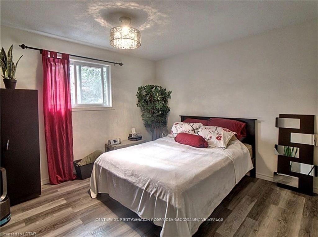 Photo 9 of 351 Briarhill Avenue, London, East A — HOMEH