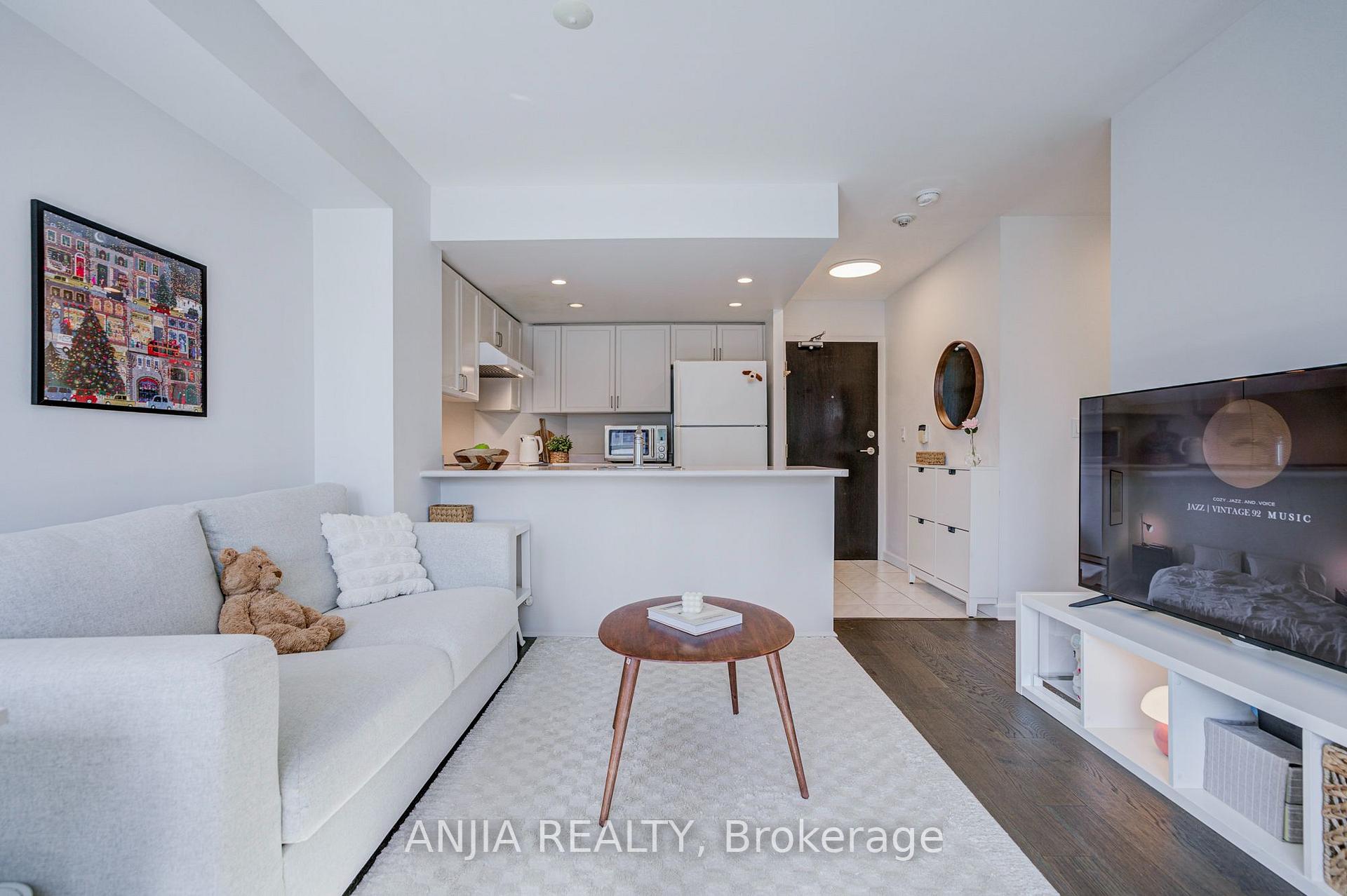 Photo 16 of Unit 2011, 8 Park Road, Toronto, Rosedale-Moore Park — HOMEH