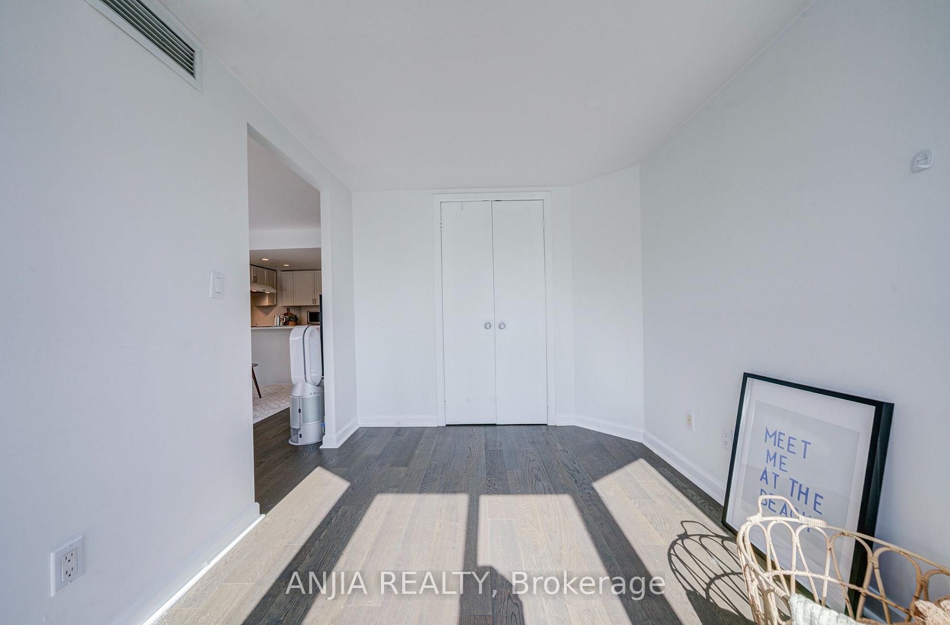 Photo 23 of Unit 2011, 8 Park Road, Toronto, Rosedale-Moore Park — HOMEH