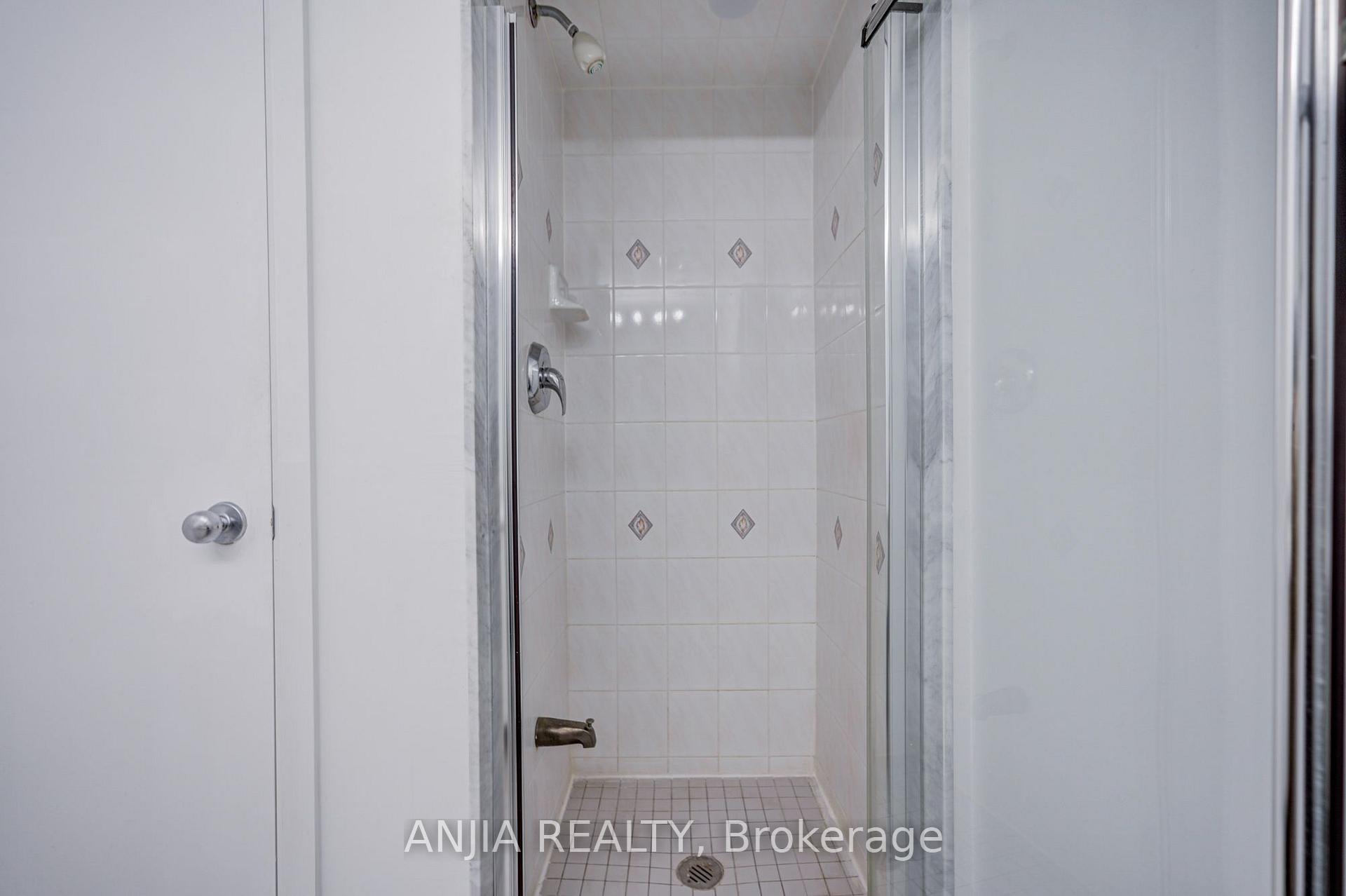 Photo 27 of Unit 2011, 8 Park Road, Toronto, Rosedale-Moore Park — HOMEH