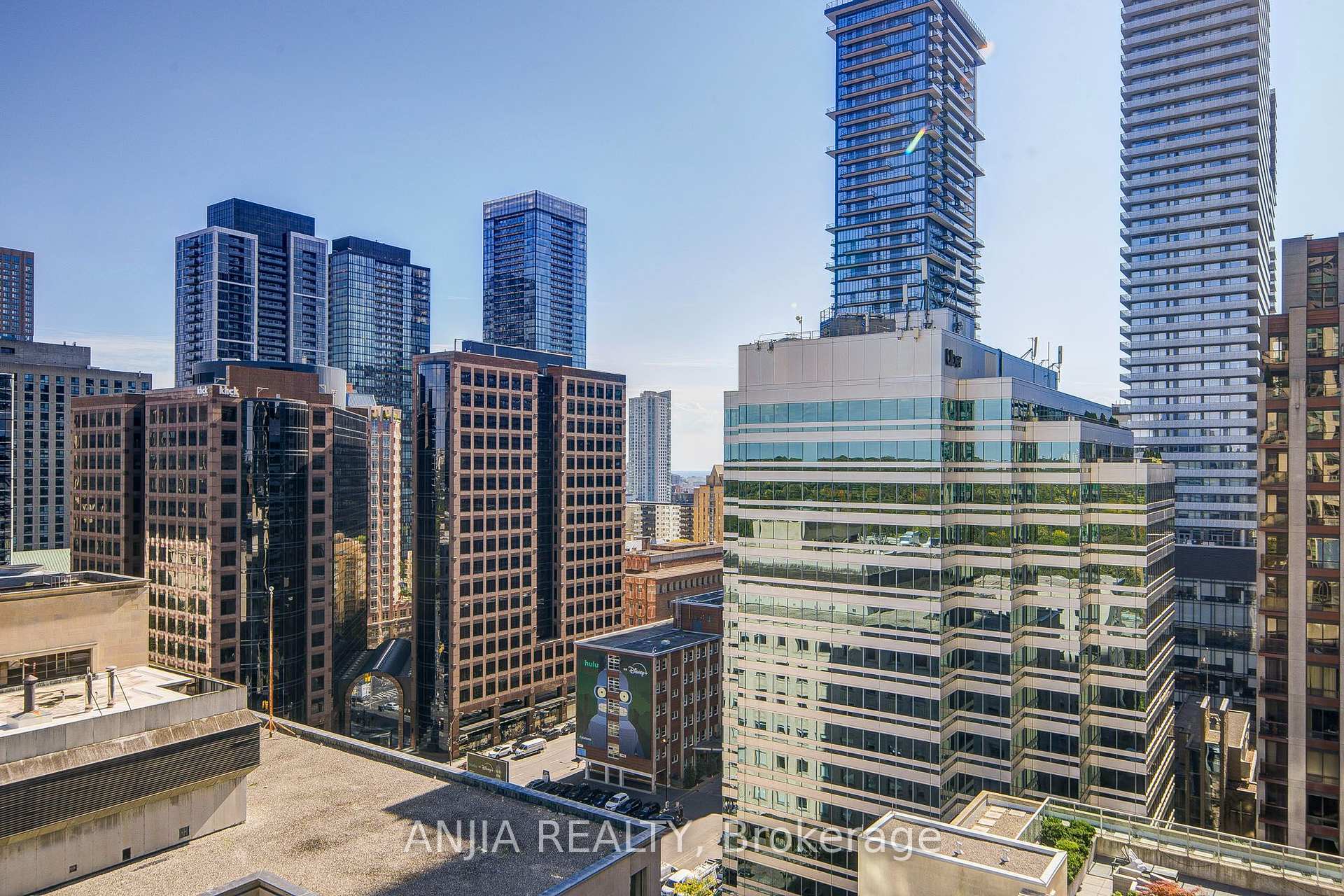 Photo 36 of Unit 2011, 8 Park Road, Toronto, Rosedale-Moore Park — HOMEH