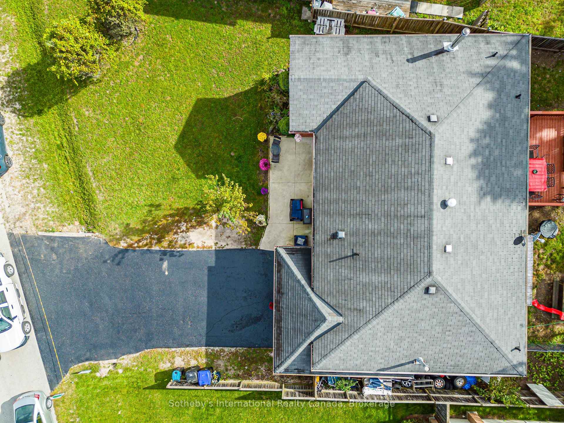Photo 54 of 15 Port Royal Trail, Wasaga Beach — HOMEH