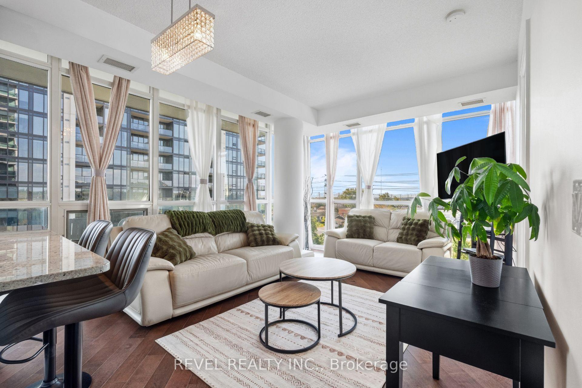 Photo 5 of Unit 511, 1055 Southdown Road, Mississauga, Clarkson — HOMEH
