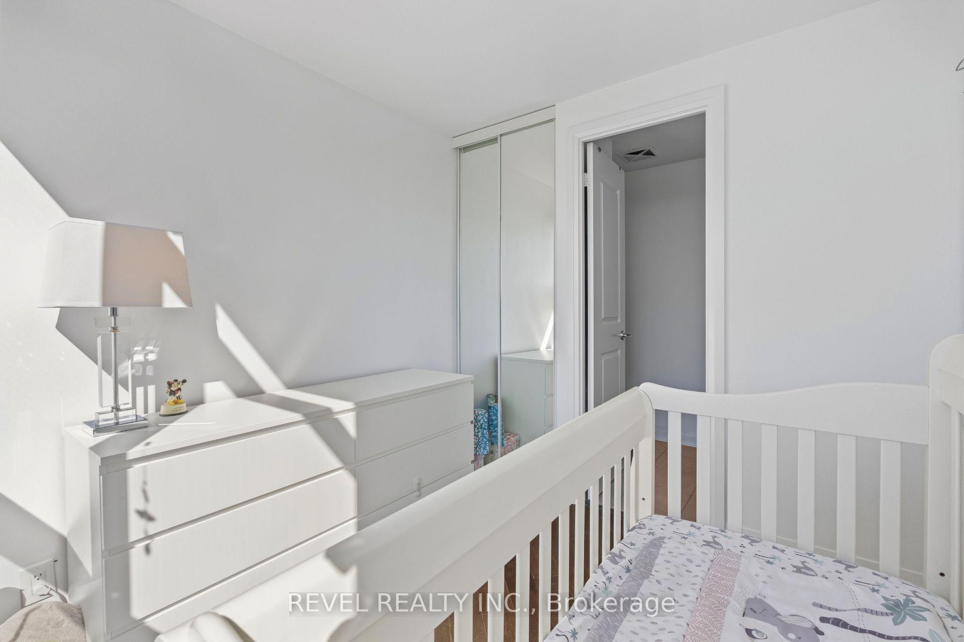 Photo 23 of Unit 511, 1055 Southdown Road, Mississauga, Clarkson — HOMEH