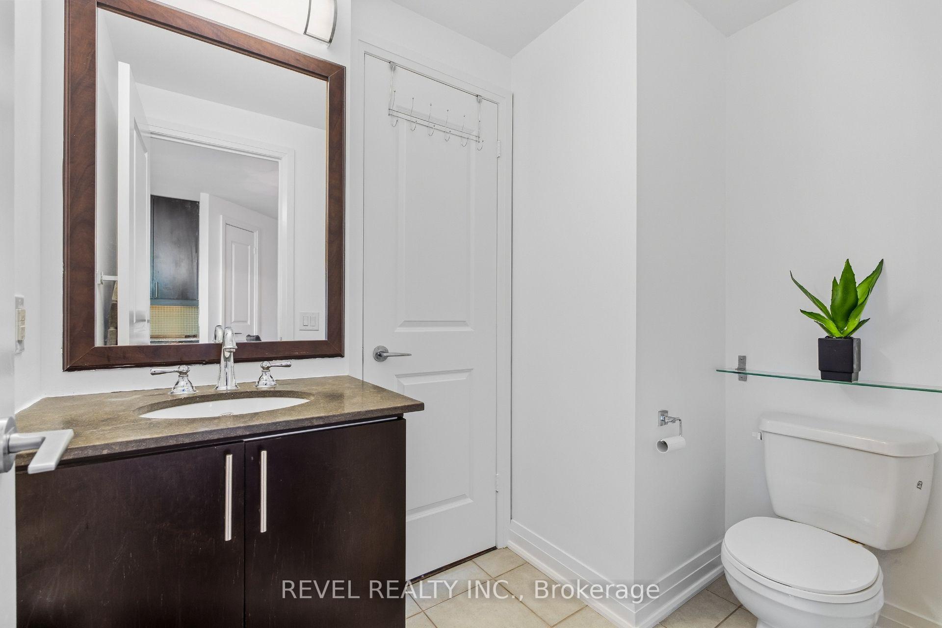Photo 24 of Unit 511, 1055 Southdown Road, Mississauga, Clarkson — HOMEH