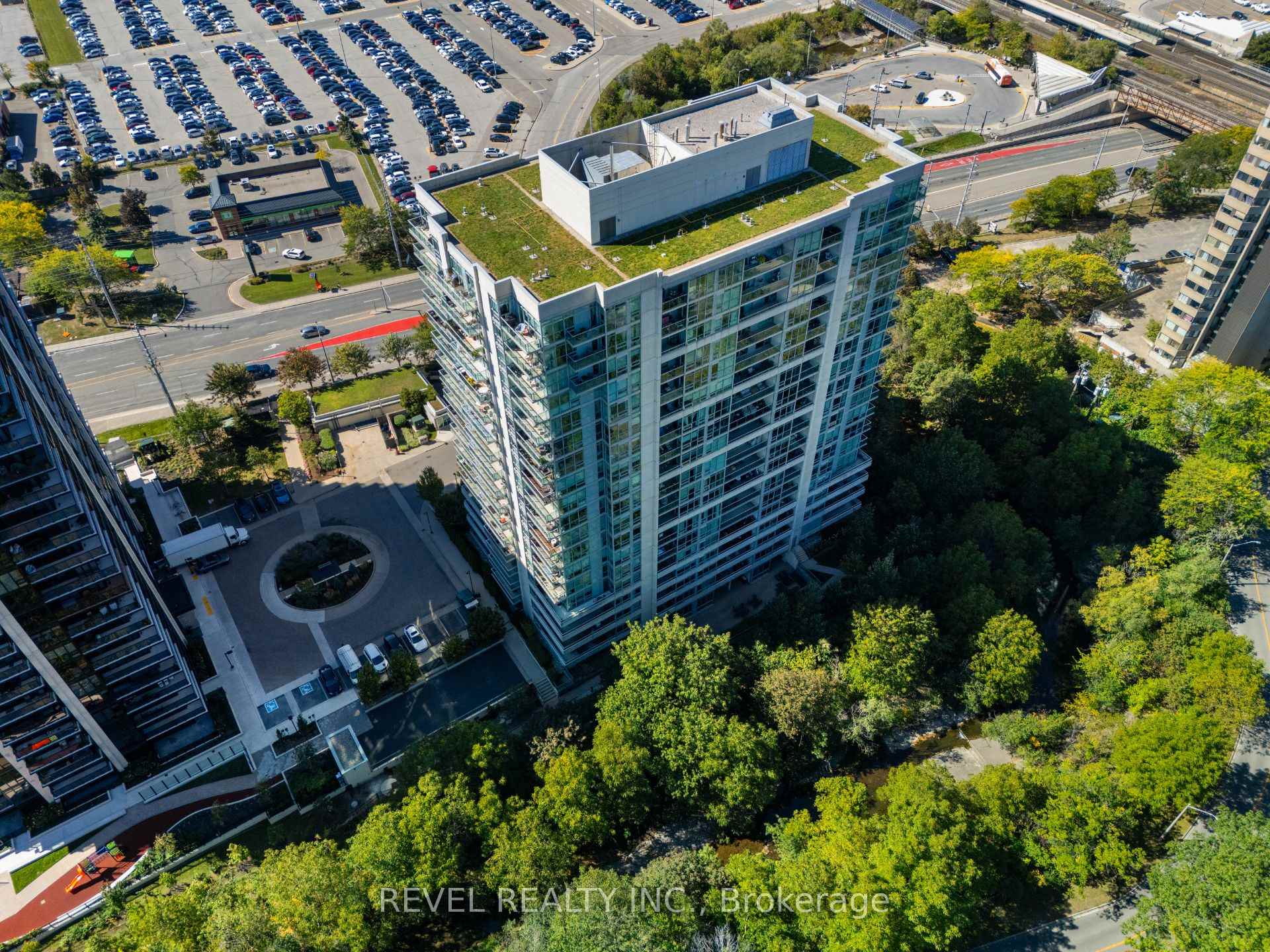 Photo 42 of Unit 511, 1055 Southdown Road, Mississauga, Clarkson — HOMEH