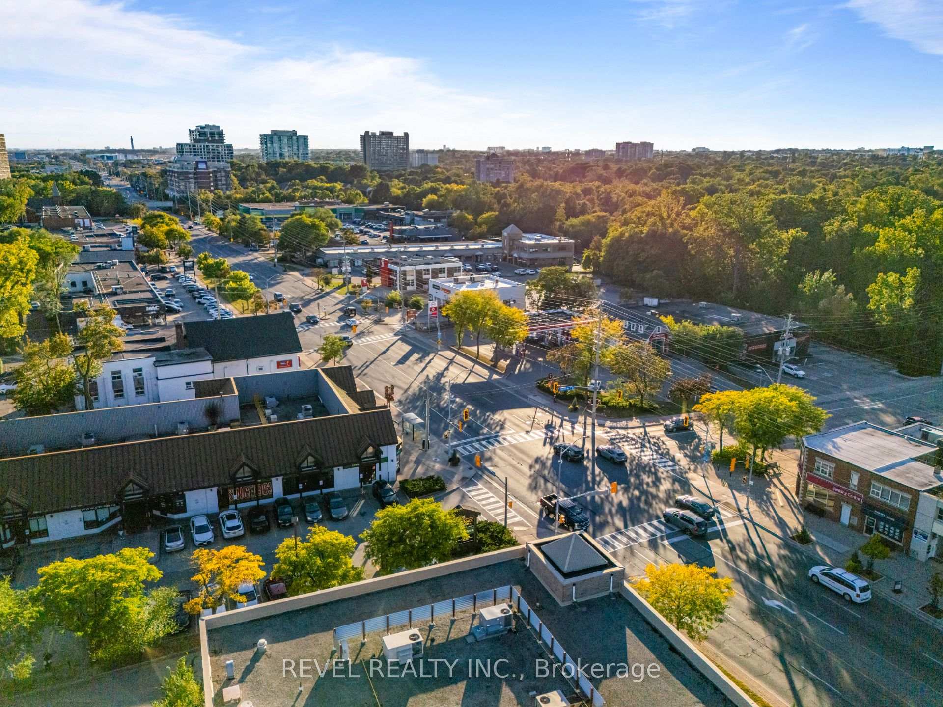 Photo 48 of Unit 511, 1055 Southdown Road, Mississauga, Clarkson — HOMEH