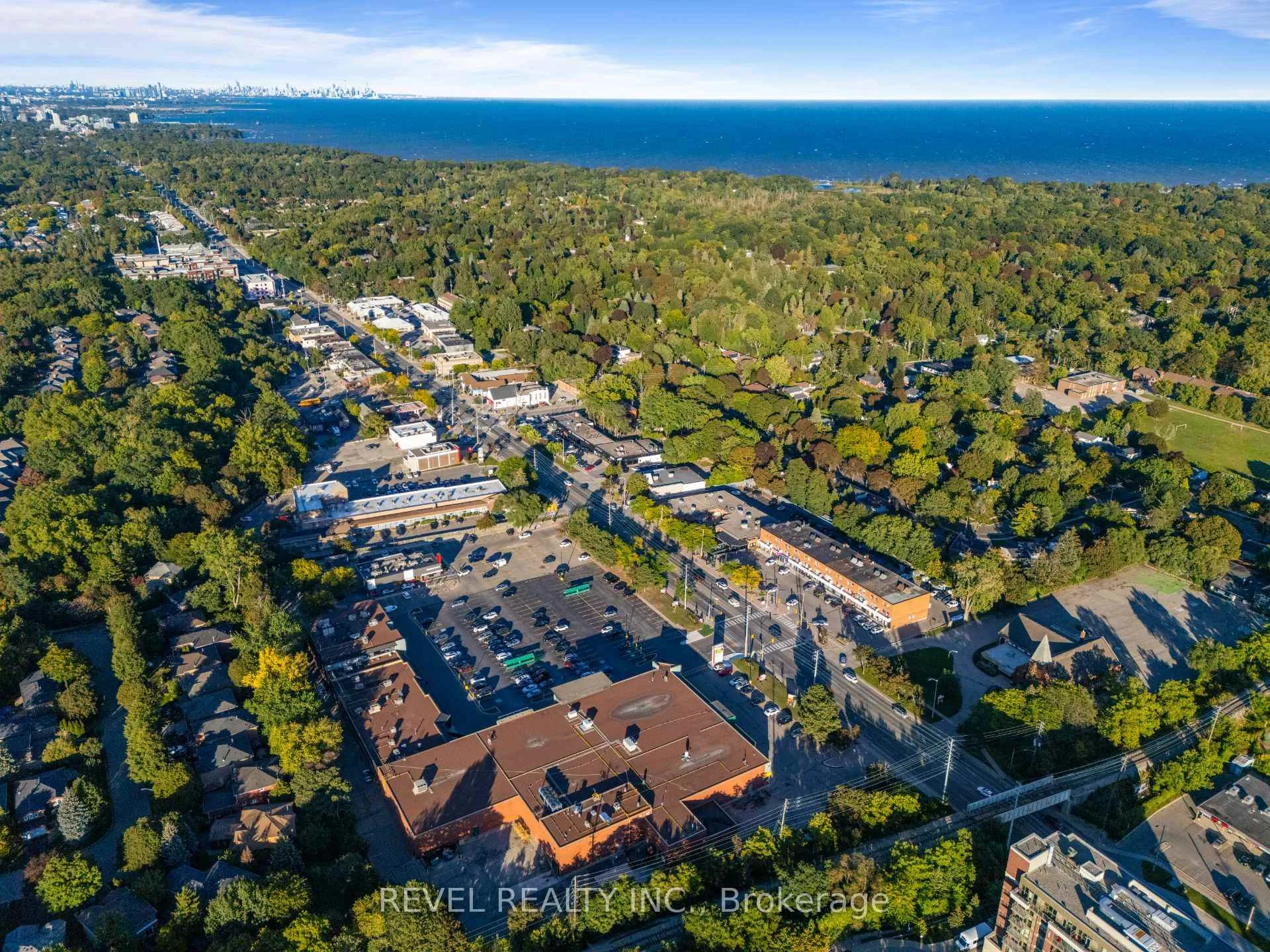 Photo 52 of Unit 511, 1055 Southdown Road, Mississauga, Clarkson — HOMEH