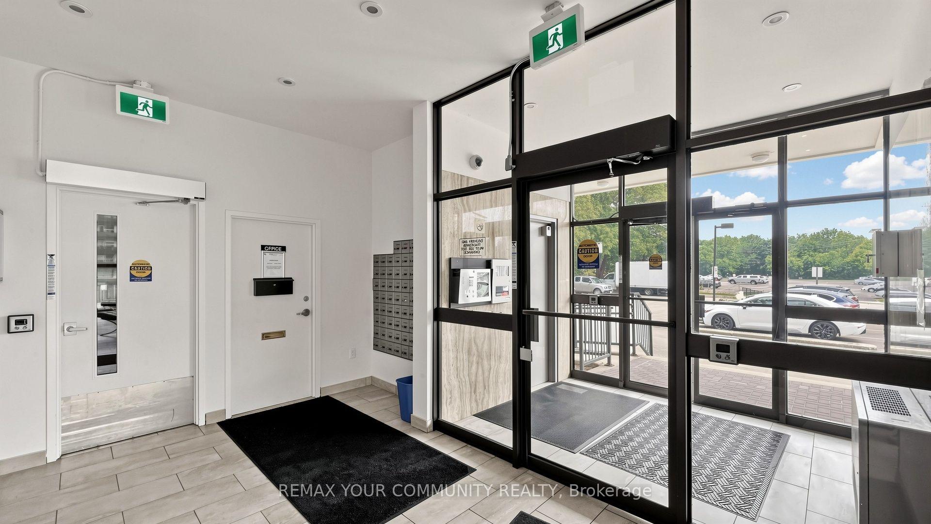 Photo 5 of Unit 707, 180 Dudley Avenue, Markham, Thornhill — HOMEH