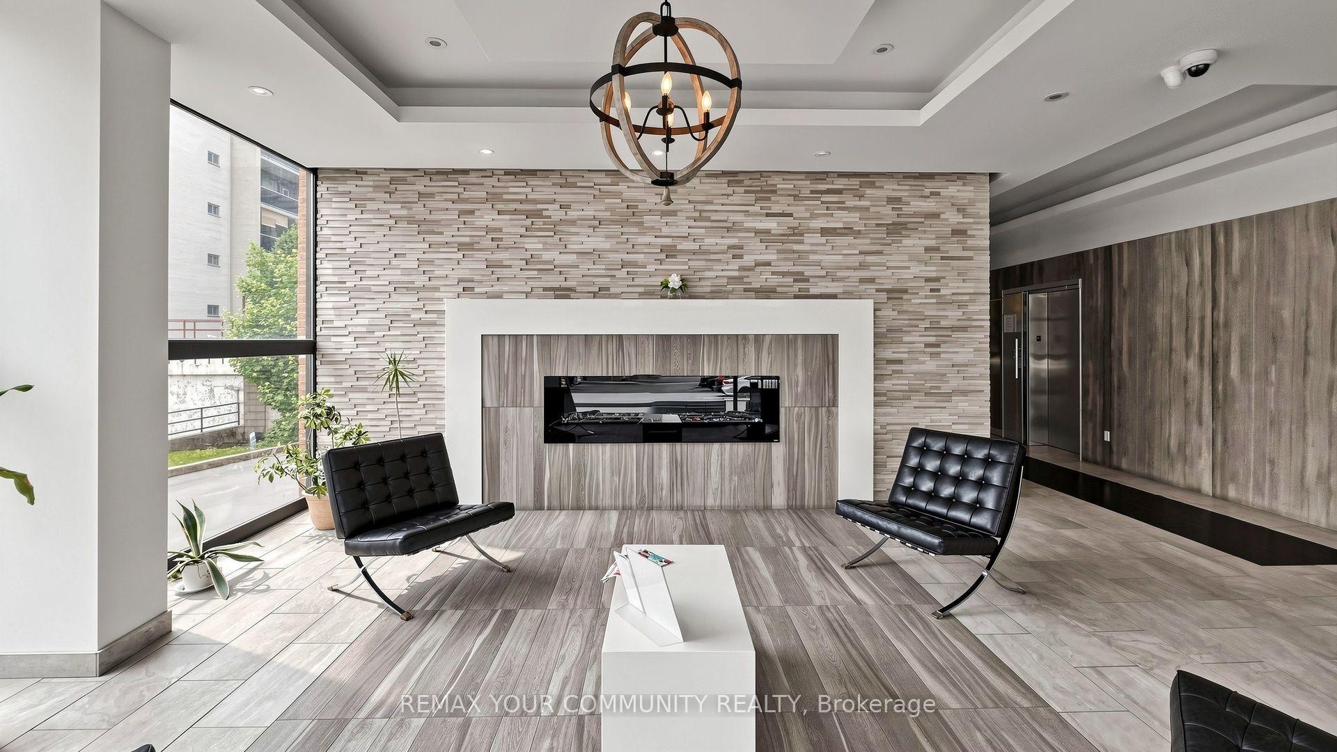 Photo 6 of Unit 707, 180 Dudley Avenue, Markham, Thornhill — HOMEH
