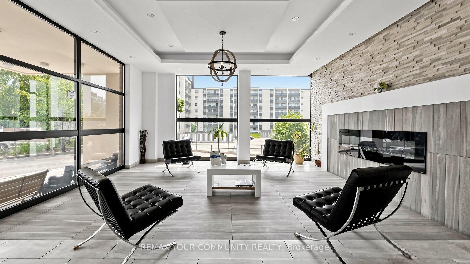 Photo 7 of Unit 707, 180 Dudley Avenue, Markham, Thornhill — HOMEH